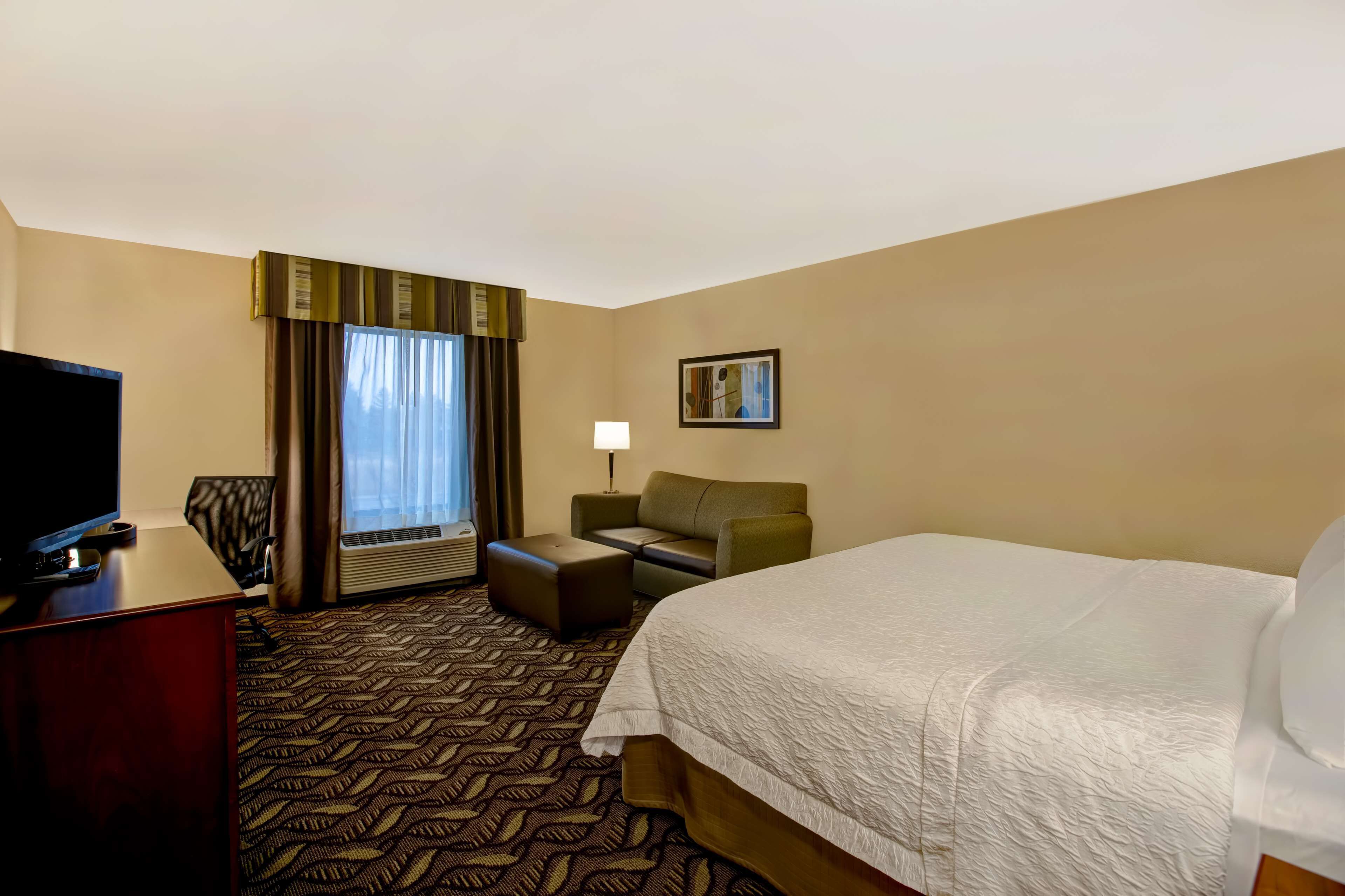 Hampton Inn DeKalb Hampton Inn DeKalb