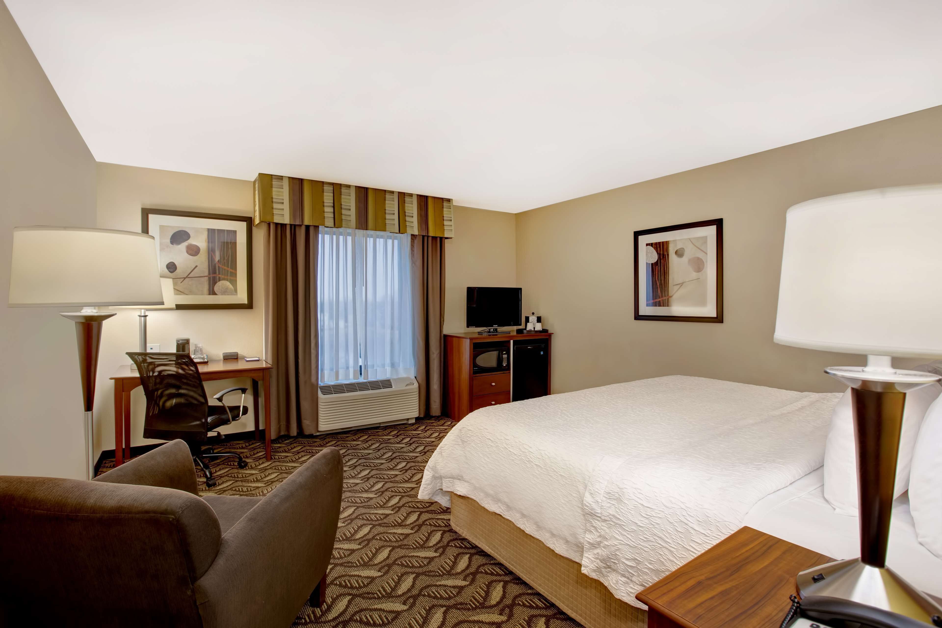 Hampton Inn DeKalb Hampton Inn DeKalb