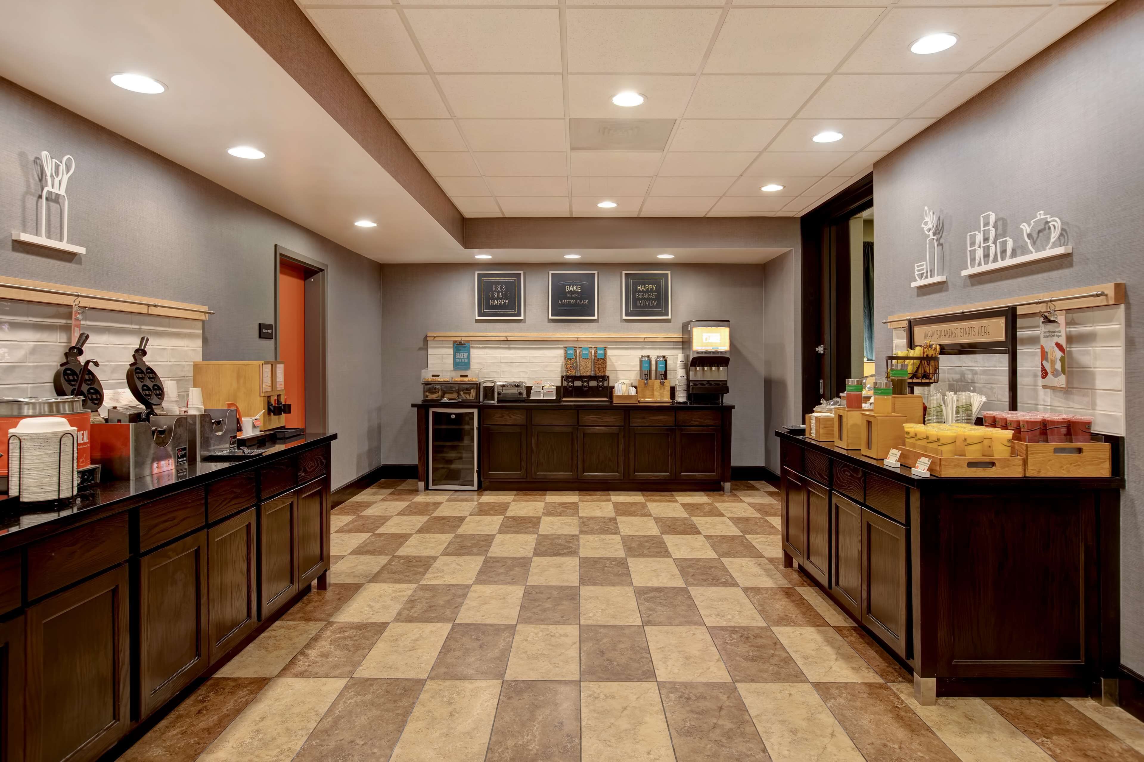 Hampton Inn DeKalb Hampton Inn DeKalb