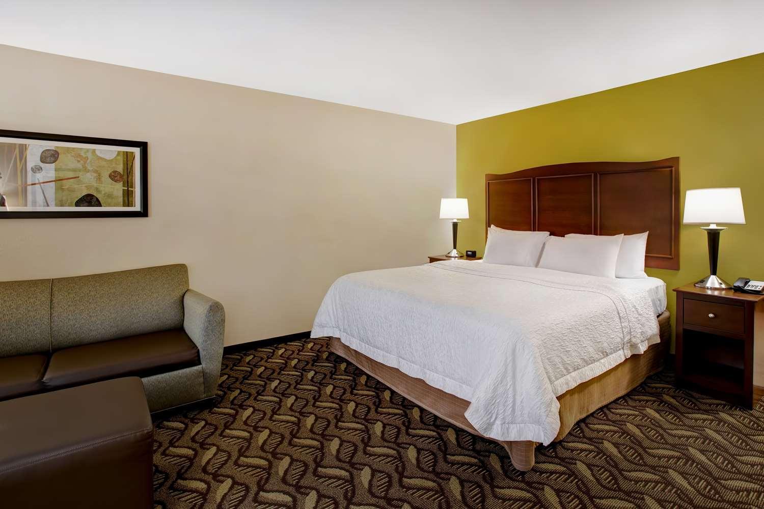 Hampton Inn DeKalb Hampton Inn DeKalb
