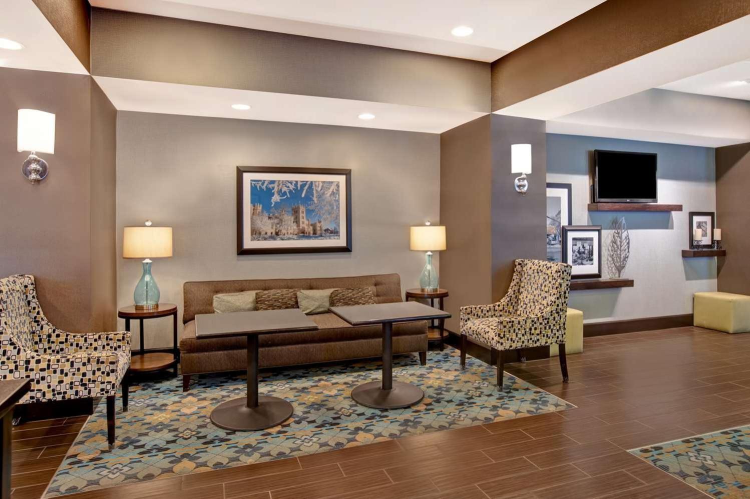 Hampton Inn DeKalb Hampton Inn DeKalb