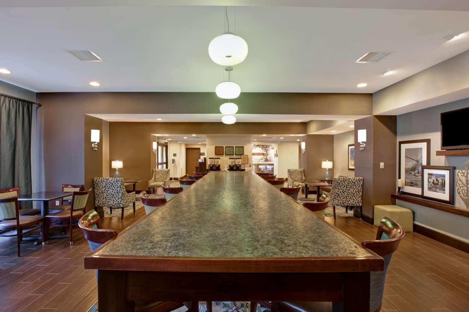 Hampton Inn DeKalb Hampton Inn DeKalb