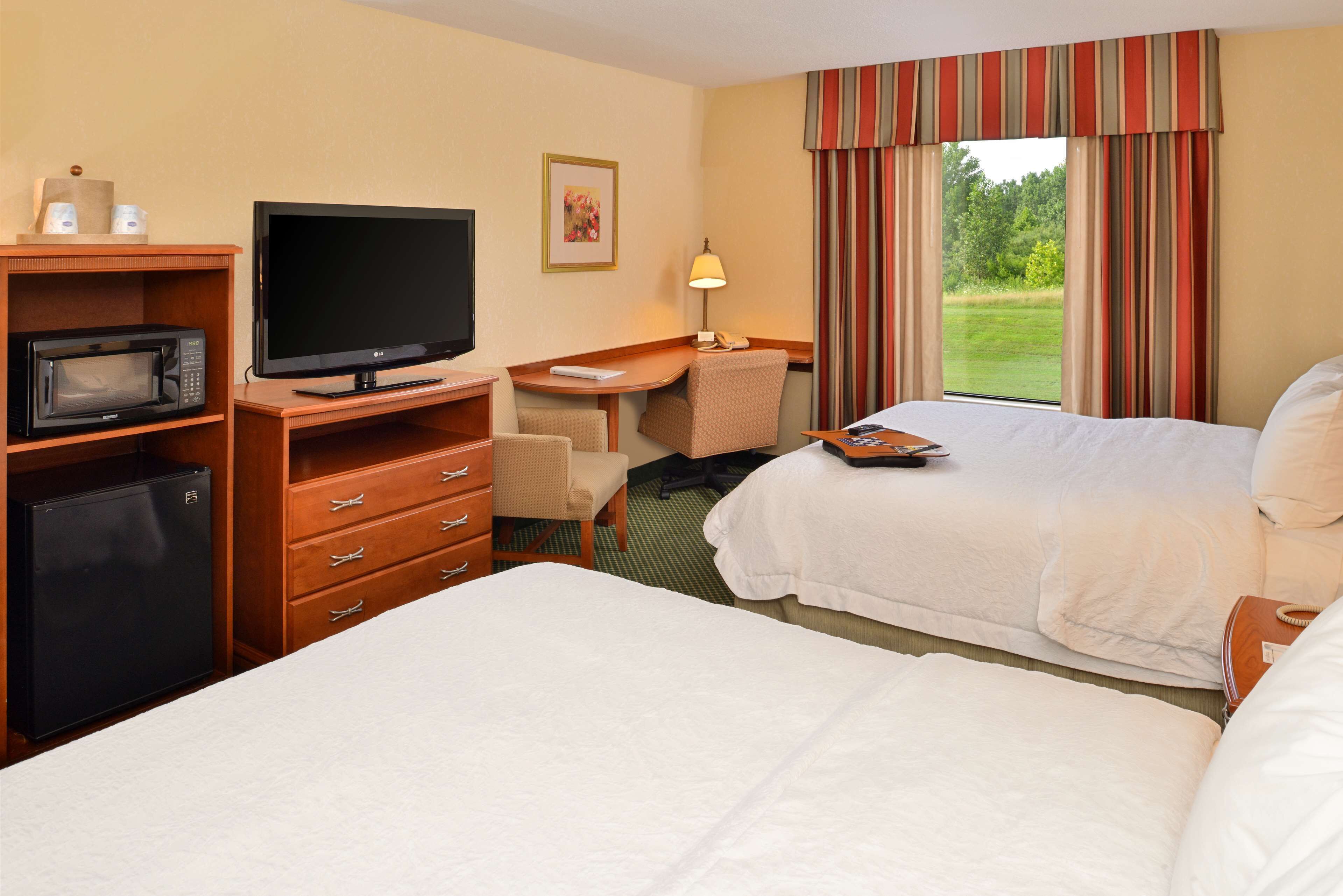 Hampton Inn & Suites St. Louis-Edwardsville Hampton Inn & Suites St. Louis-Edwardsville