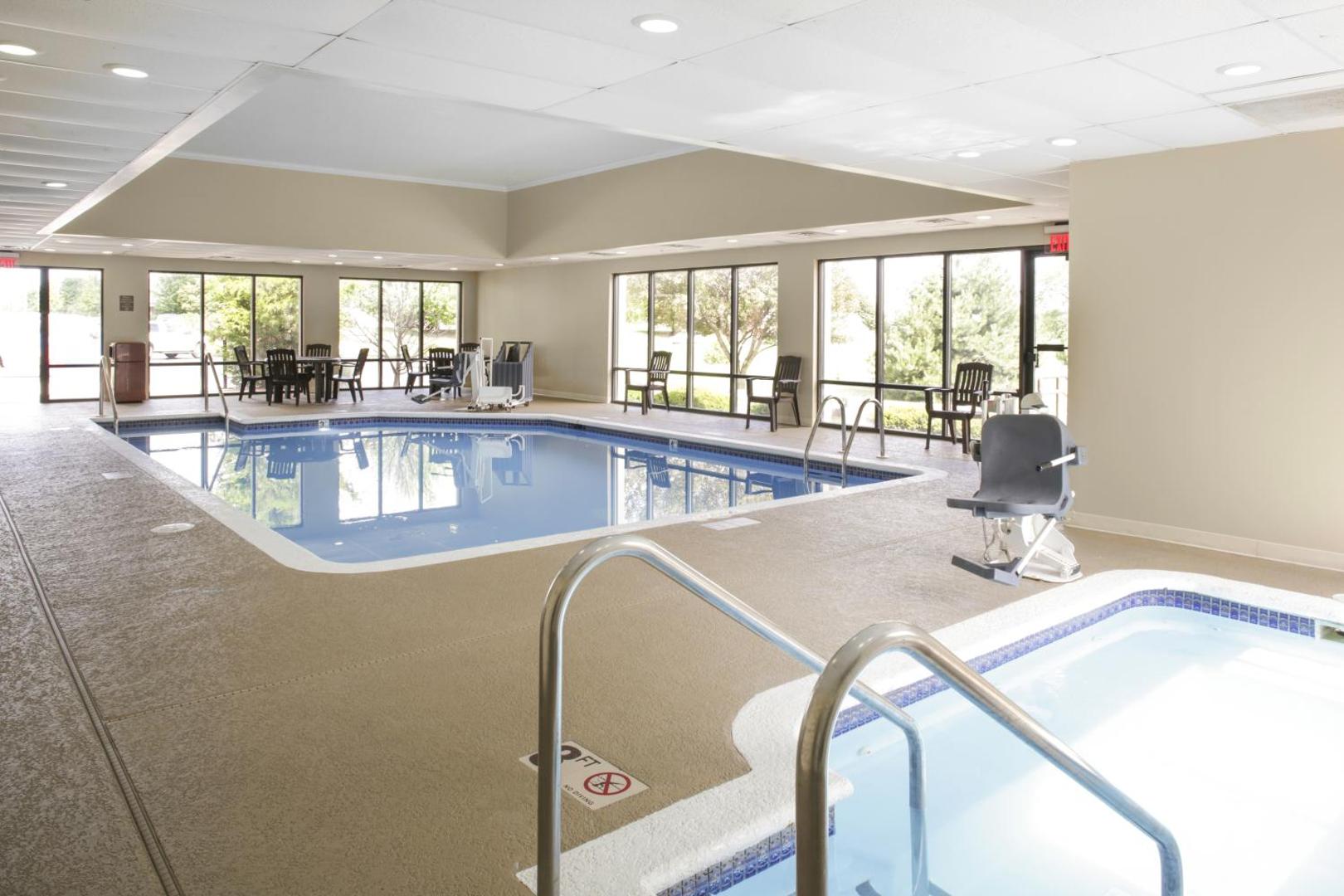 Hampton Inn Chicago-Elgin/I-90 Hampton Inn Chicago-Elgin/I-90