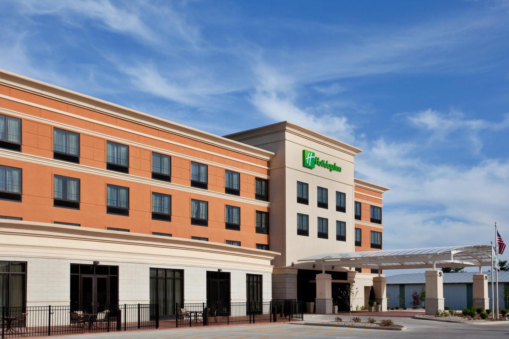 Holiday Inn St. Louis-Fairview Heights Holiday Inn St. Louis-Fairview Heights