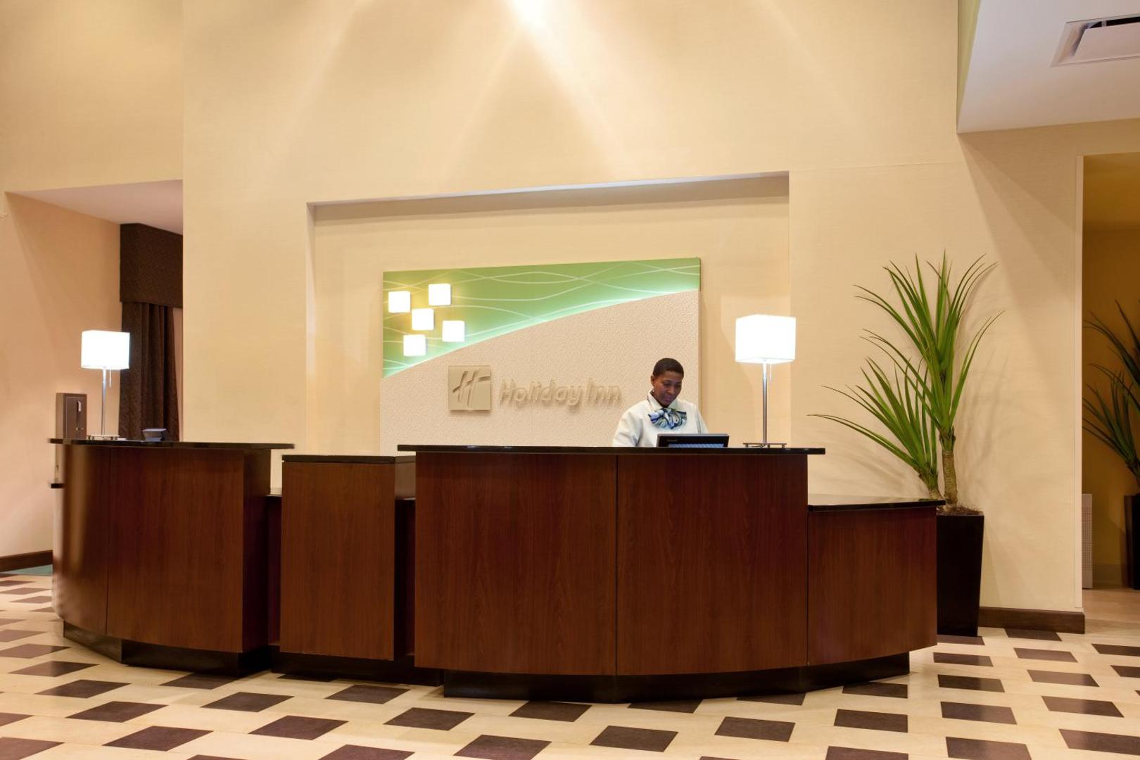 Holiday Inn St. Louis-Fairview Heights Holiday Inn St. Louis-Fairview Heights