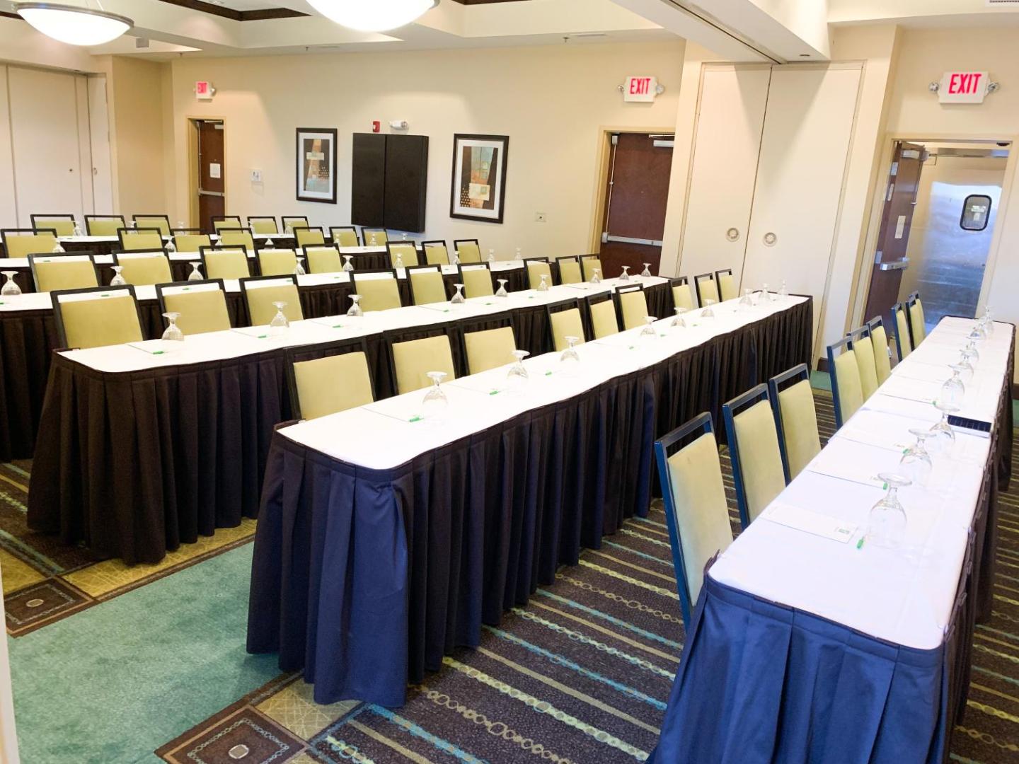 Holiday Inn St. Louis-Fairview Heights Holiday Inn St. Louis-Fairview Heights