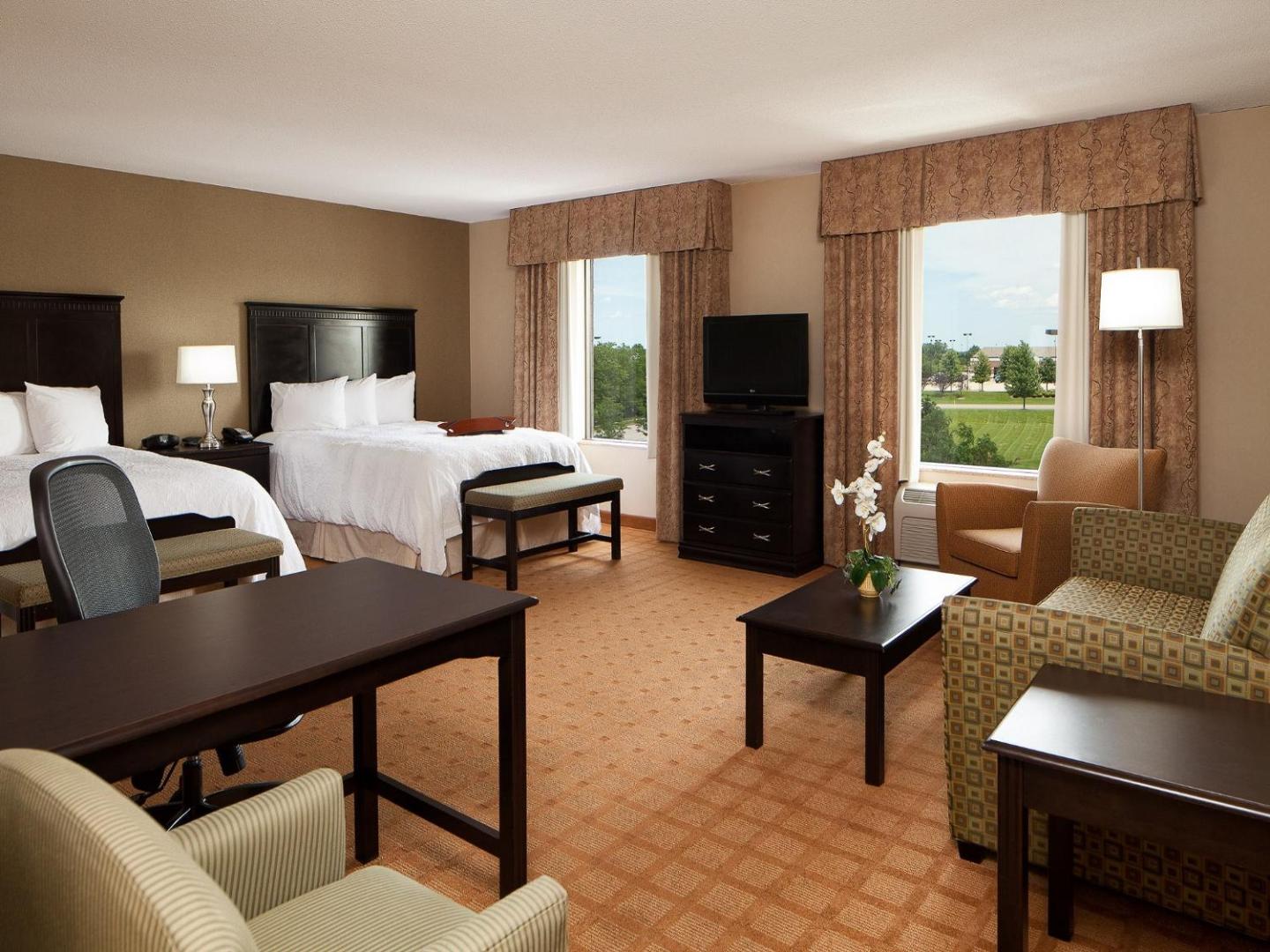 Hampton Inn & Suites Chicago/St. Charles Hampton Inn & Suites Chicago/St. Charles
