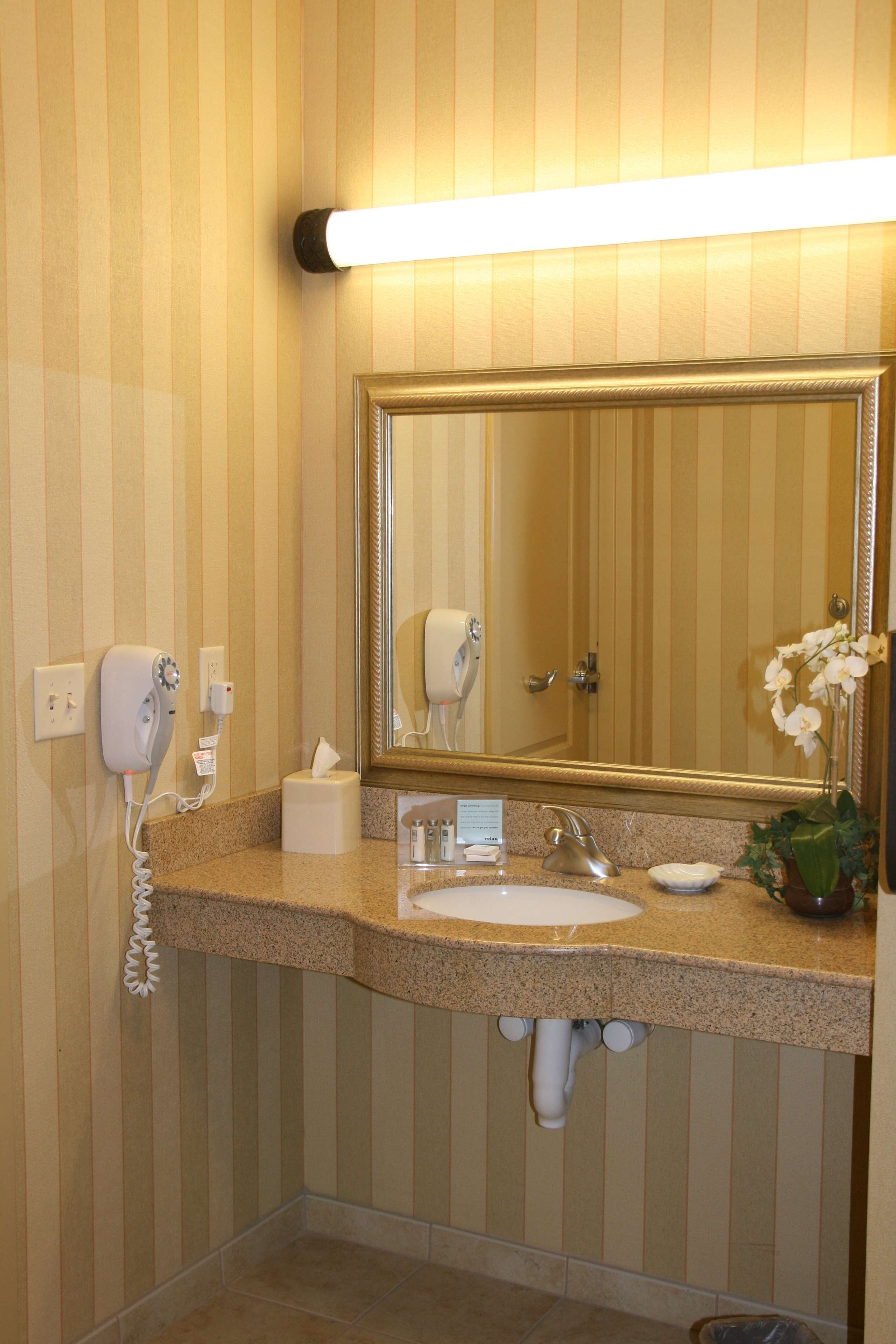 Hampton Inn & Suites Chicago/St. Charles Hampton Inn & Suites Chicago/St. Charles