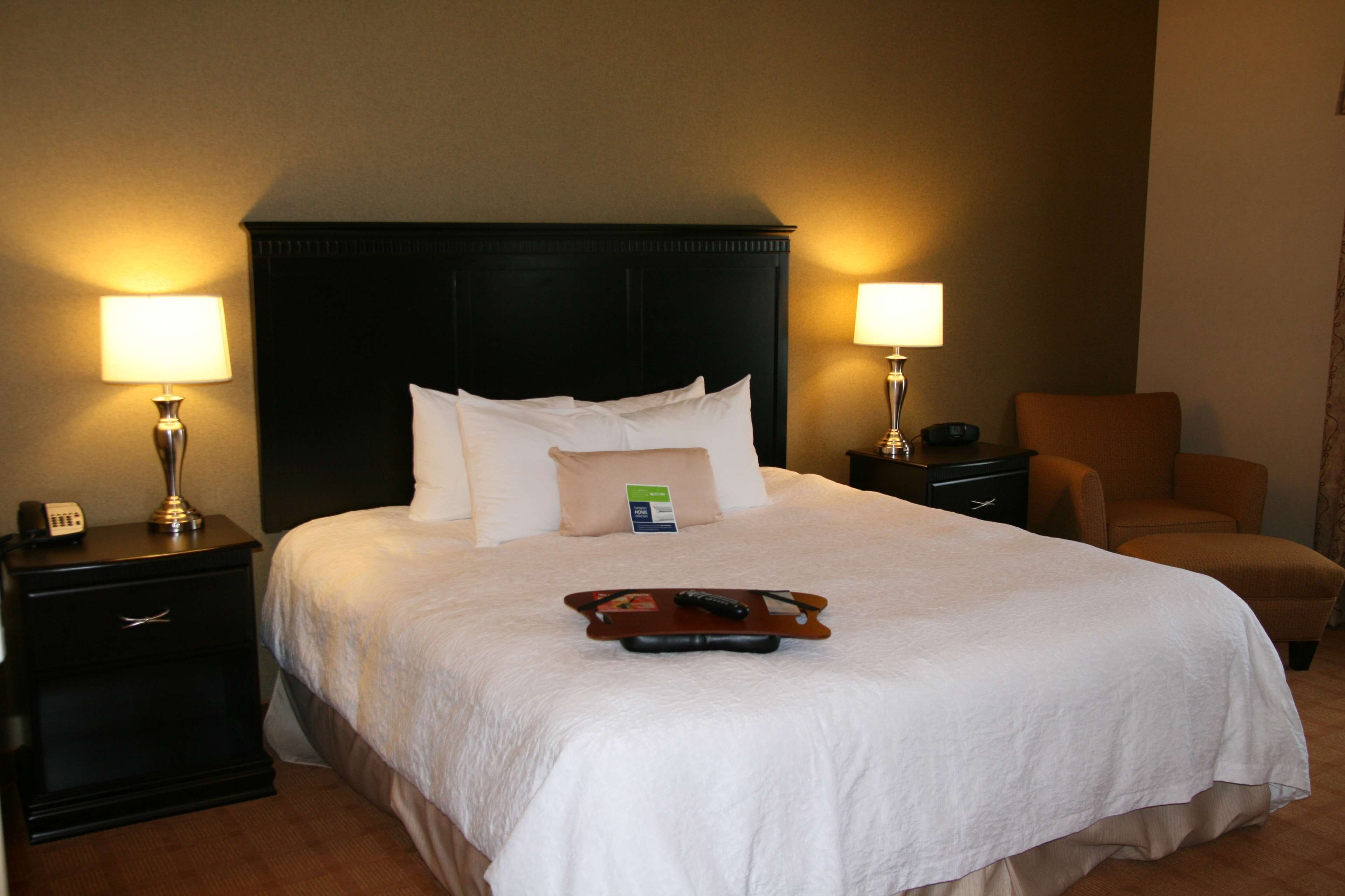 Hampton Inn & Suites Chicago/St. Charles Hampton Inn & Suites Chicago/St. Charles