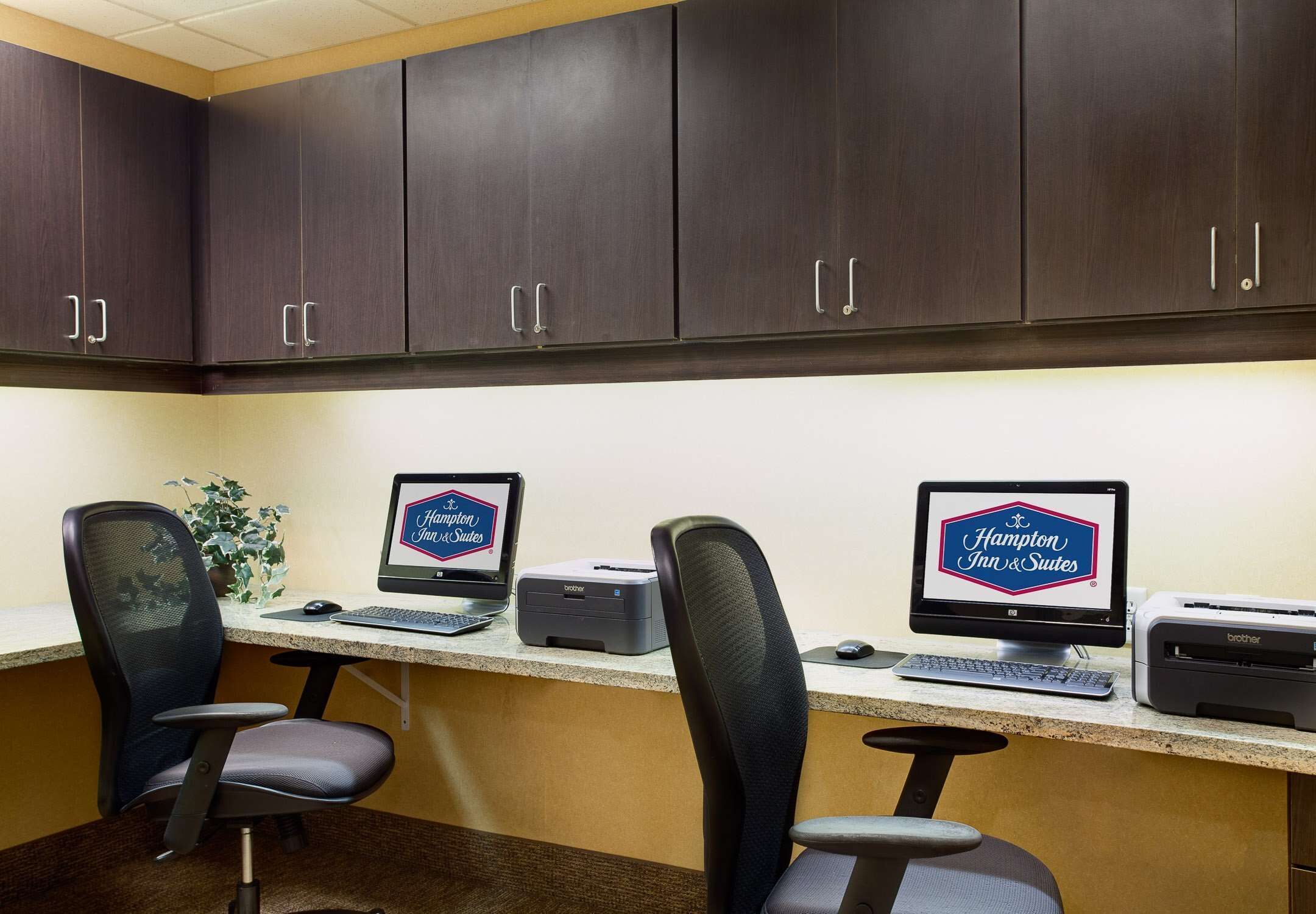 Hampton Inn & Suites Chicago/St. Charles Hampton Inn & Suites Chicago/St. Charles