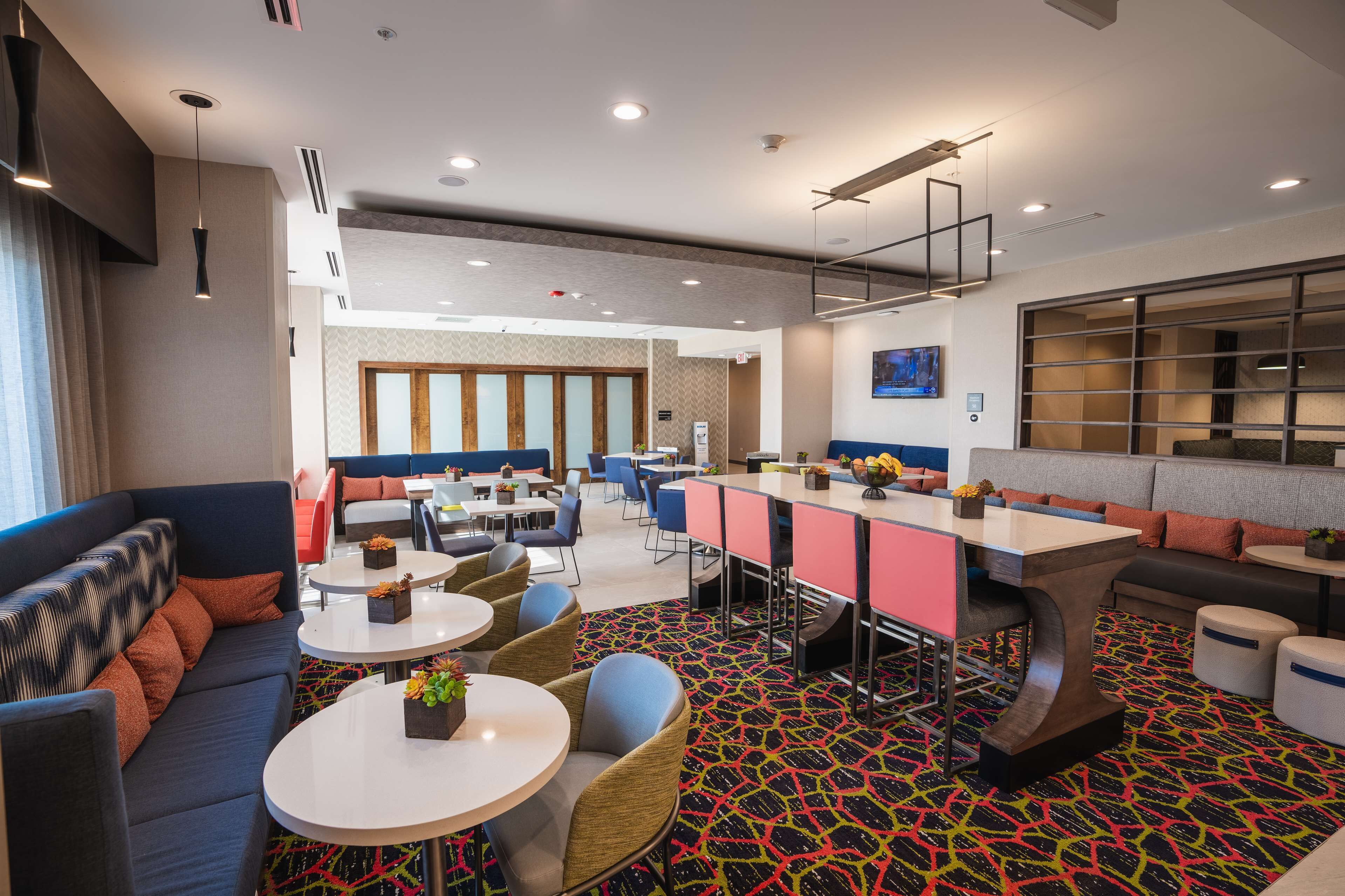Hampton Inn by Hilton Huntley Chicago Hampton Inn by Hilton Huntley Chicago