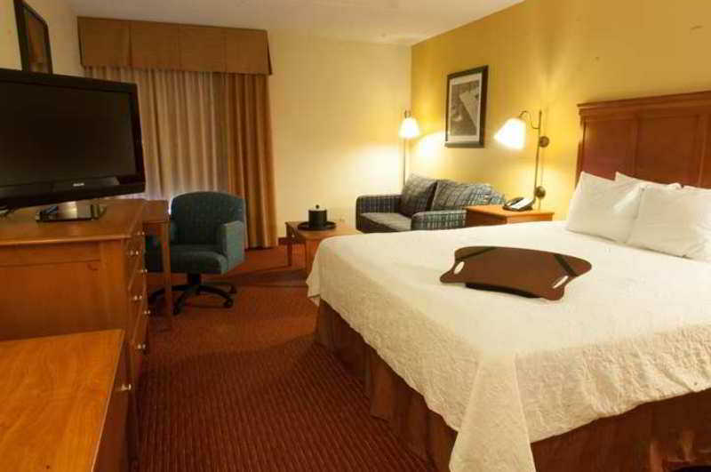 Hampton Inn Louisville North/Clarksville Hampton Inn Louisville North/Clarksville