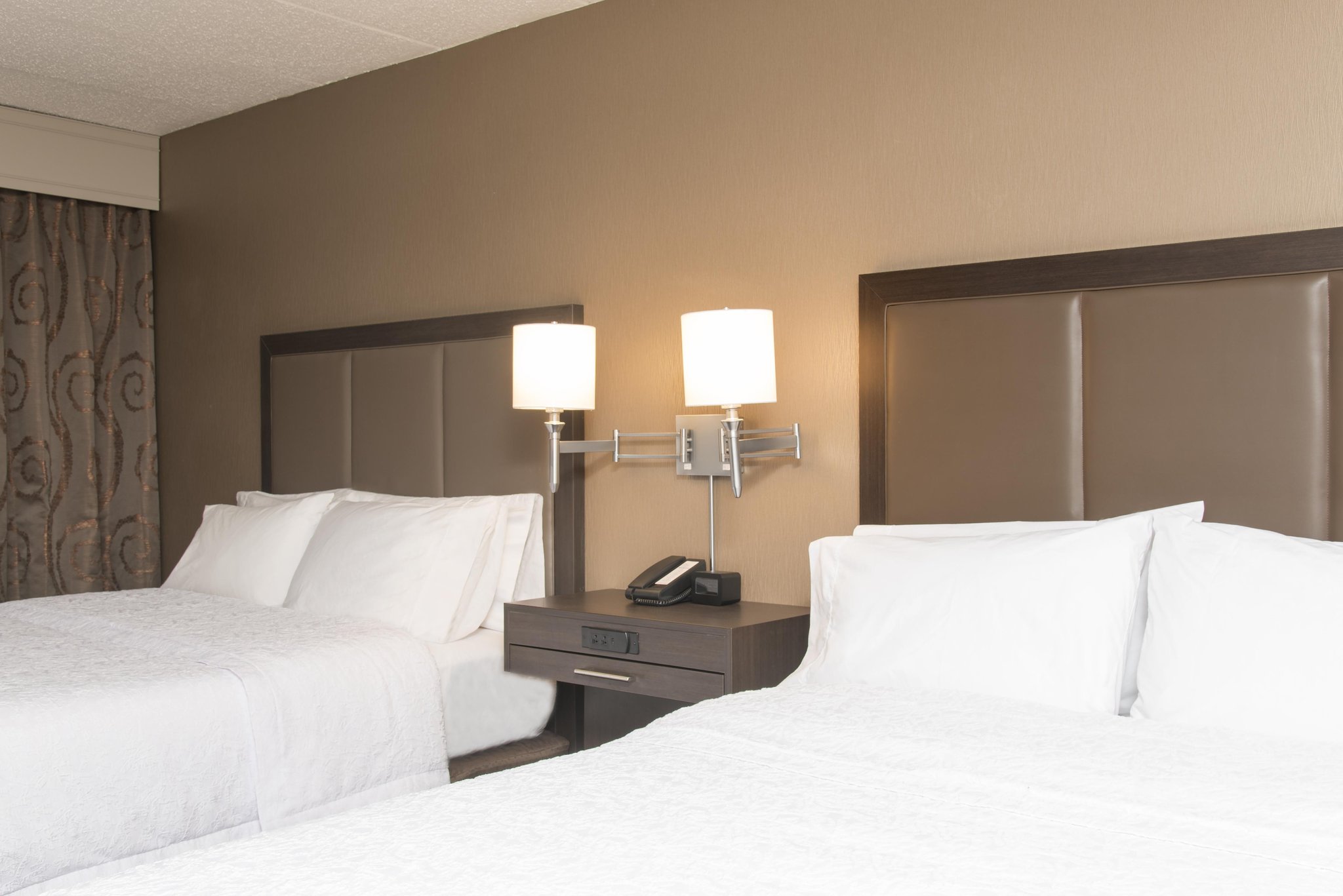 Hampton Inn Columbus/Taylorsville/Edinburgh Hampton Inn Columbus/Taylorsville/Edinburgh