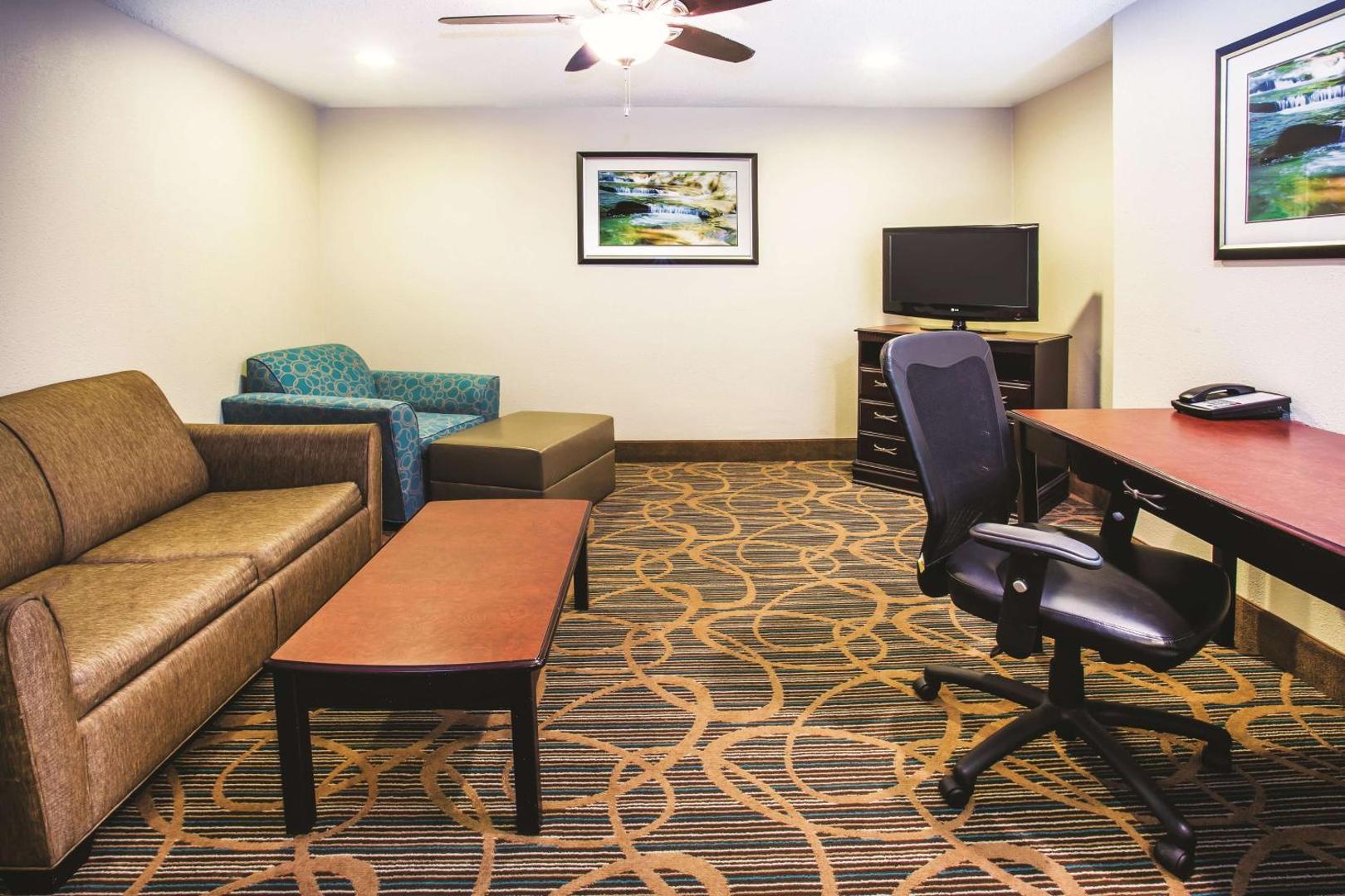 La Quinta Inn & Suites by Wyndham Evansville La Quinta Inn & Suites by Wyndham Evansville