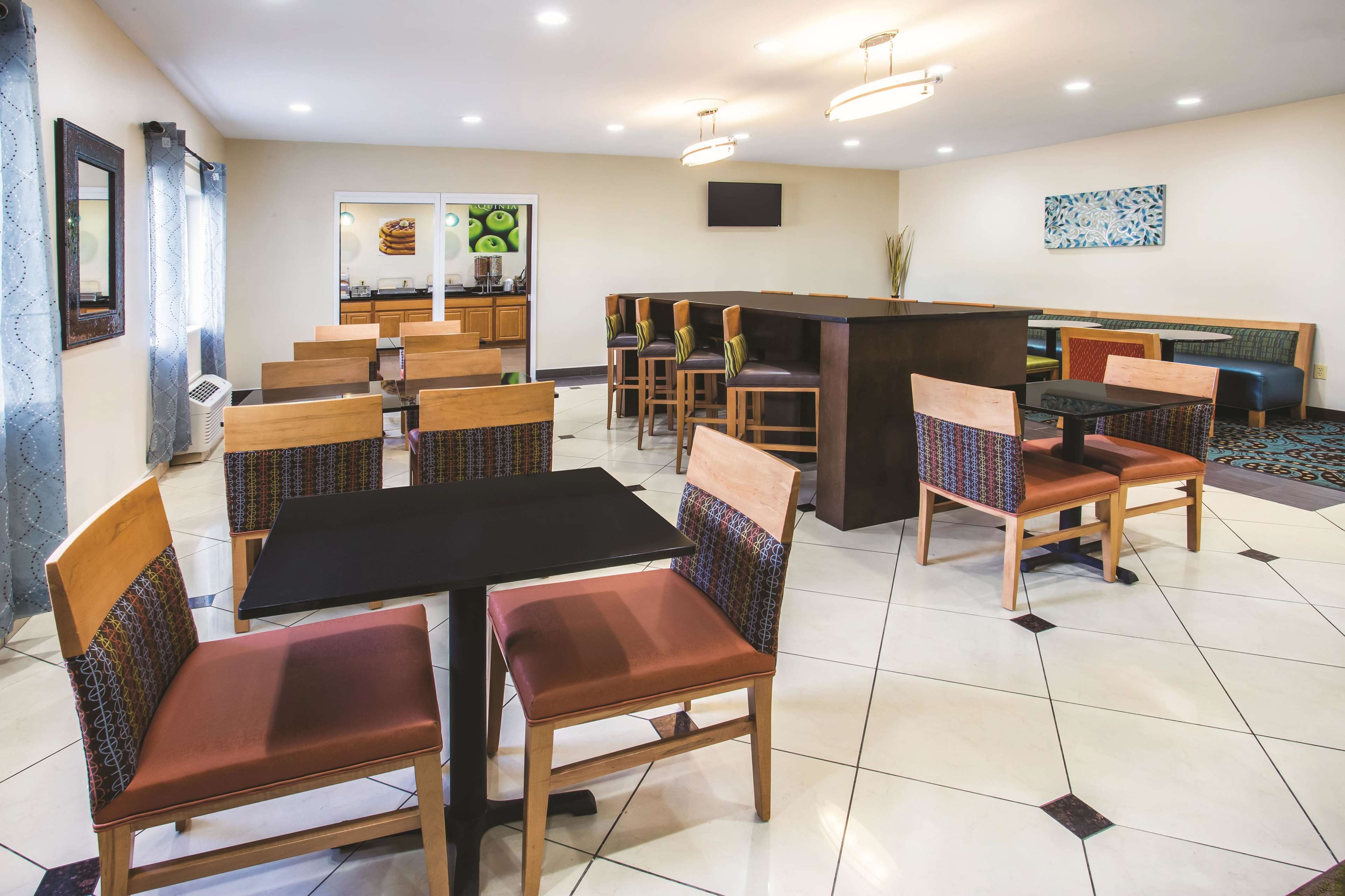La Quinta Inn & Suites by Wyndham Evansville La Quinta Inn & Suites by Wyndham Evansville