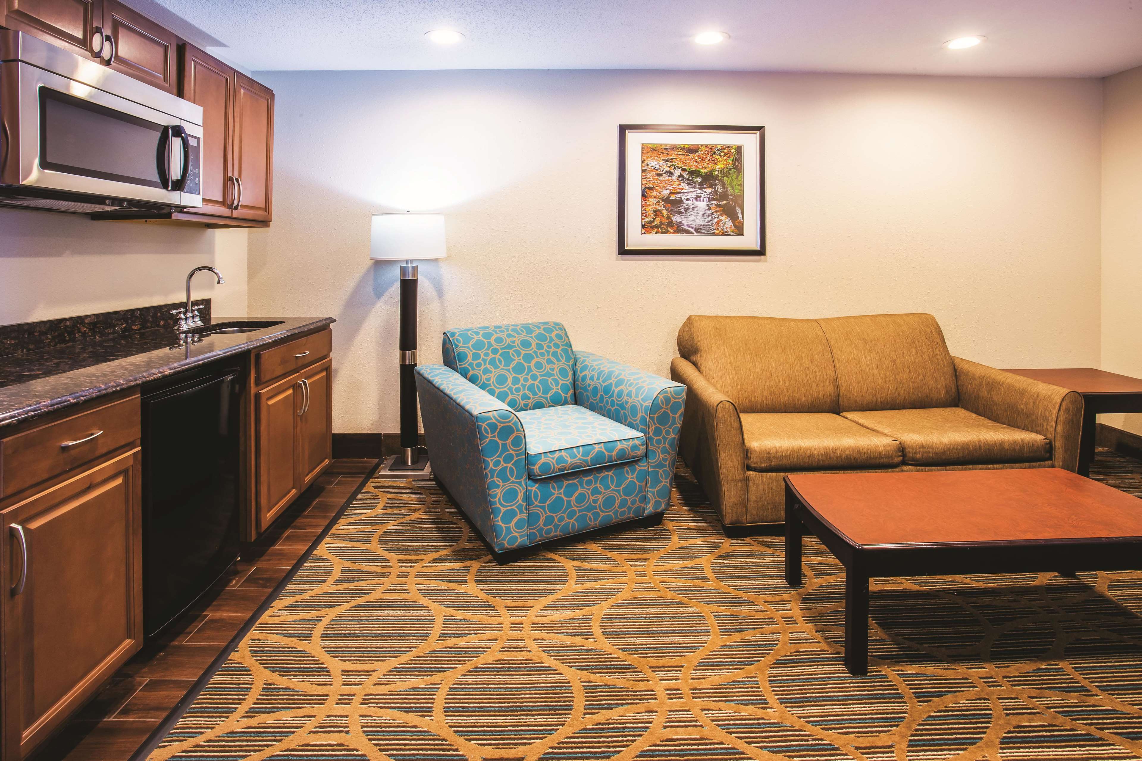 La Quinta Inn & Suites by Wyndham Evansville La Quinta Inn & Suites by Wyndham Evansville