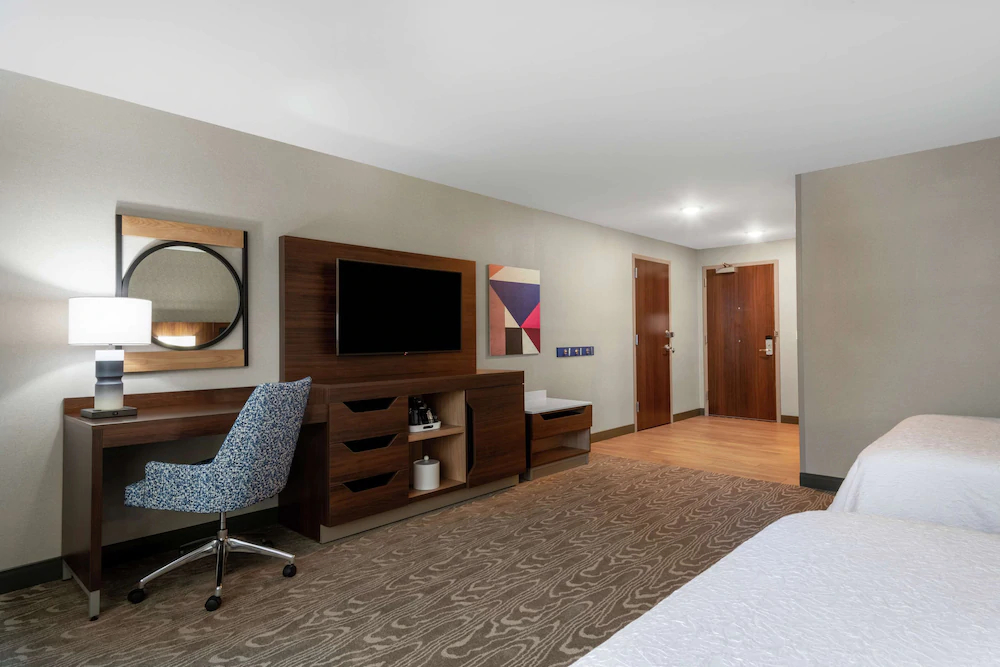 Hampton Inn & Suites Fort Wayne Downtown Hampton Inn & Suites Fort Wayne Downtown
