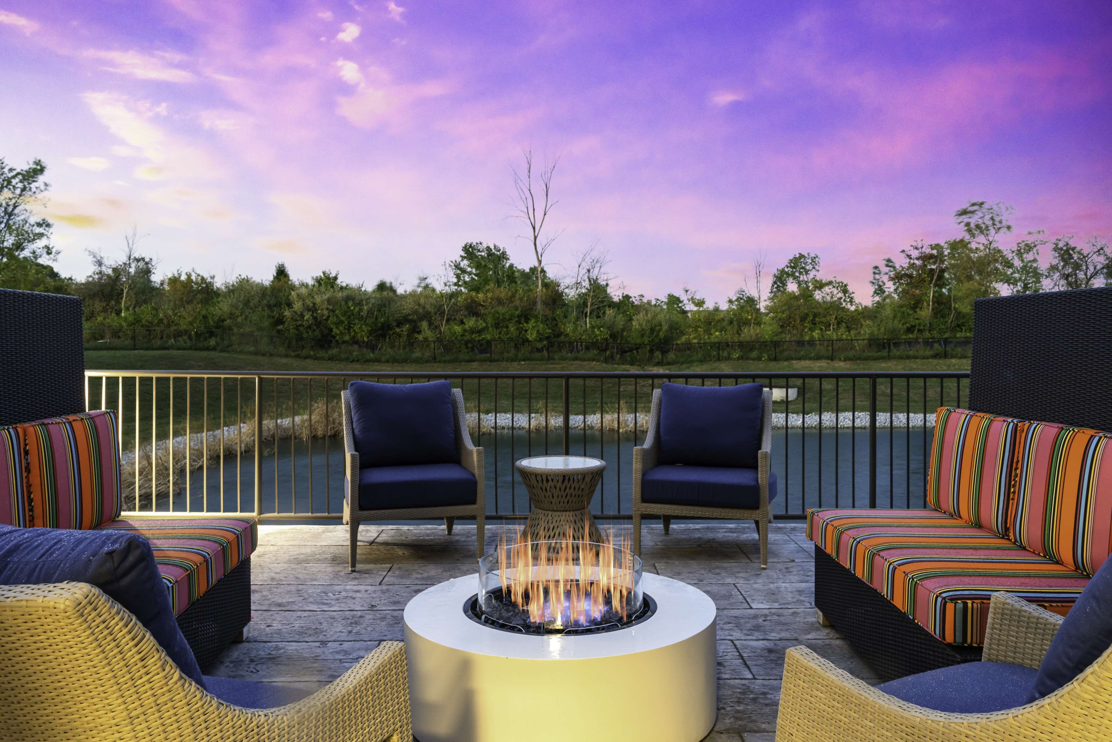 Home2 Suites by Hilton Fort Wayne North Home2 Suites by Hilton Fort Wayne North