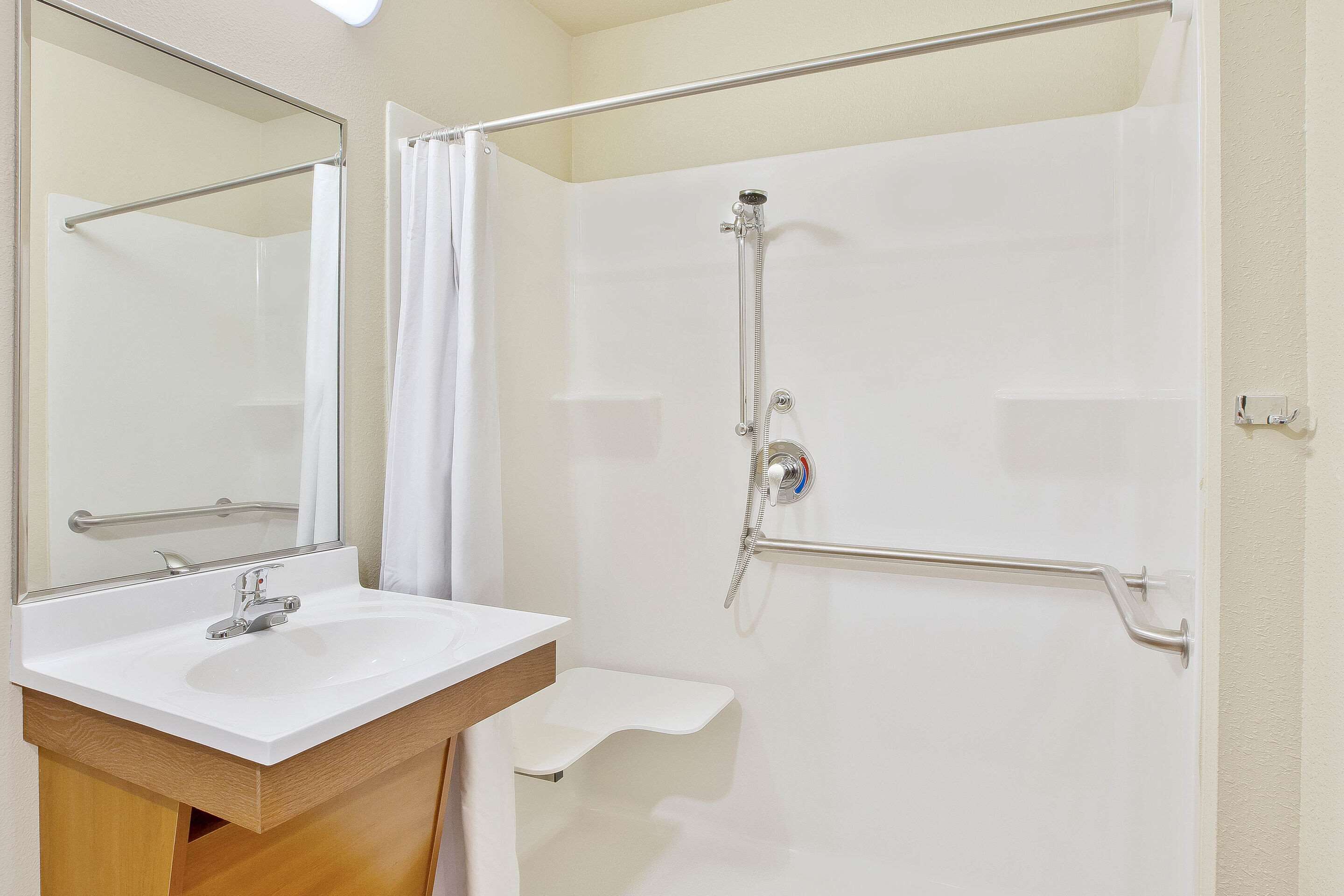Woodspring Suites Fort Wayne Woodspring Suites Fort Wayne