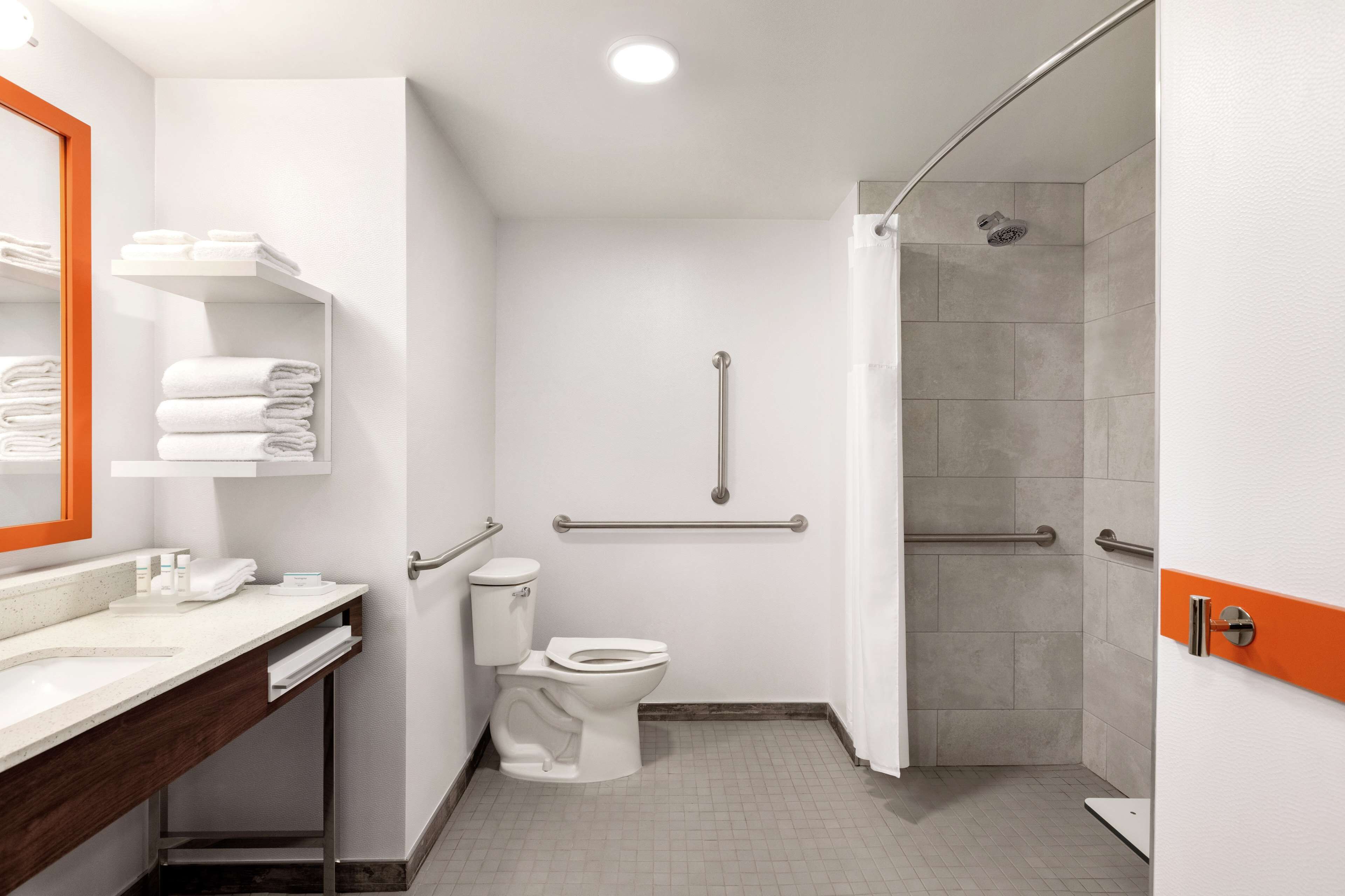Hampton Inn Indianapolis Downtown IUPUI Hampton Inn Indianapolis Downtown IUPUI