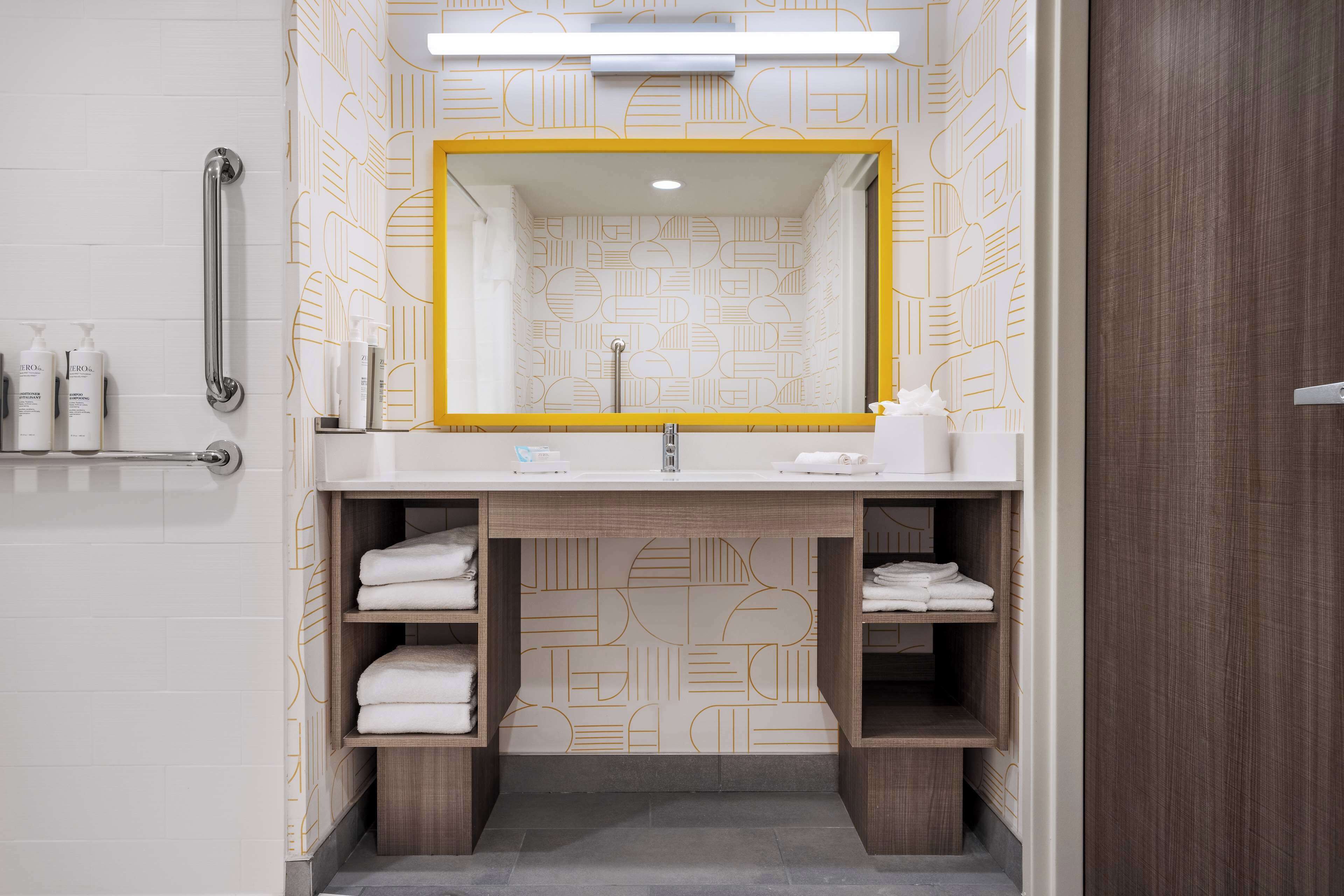 Home2 Suites by Hilton Indianapolis North at Intech Park Home2 Suites by Hilton Indianapolis North at Intech Park