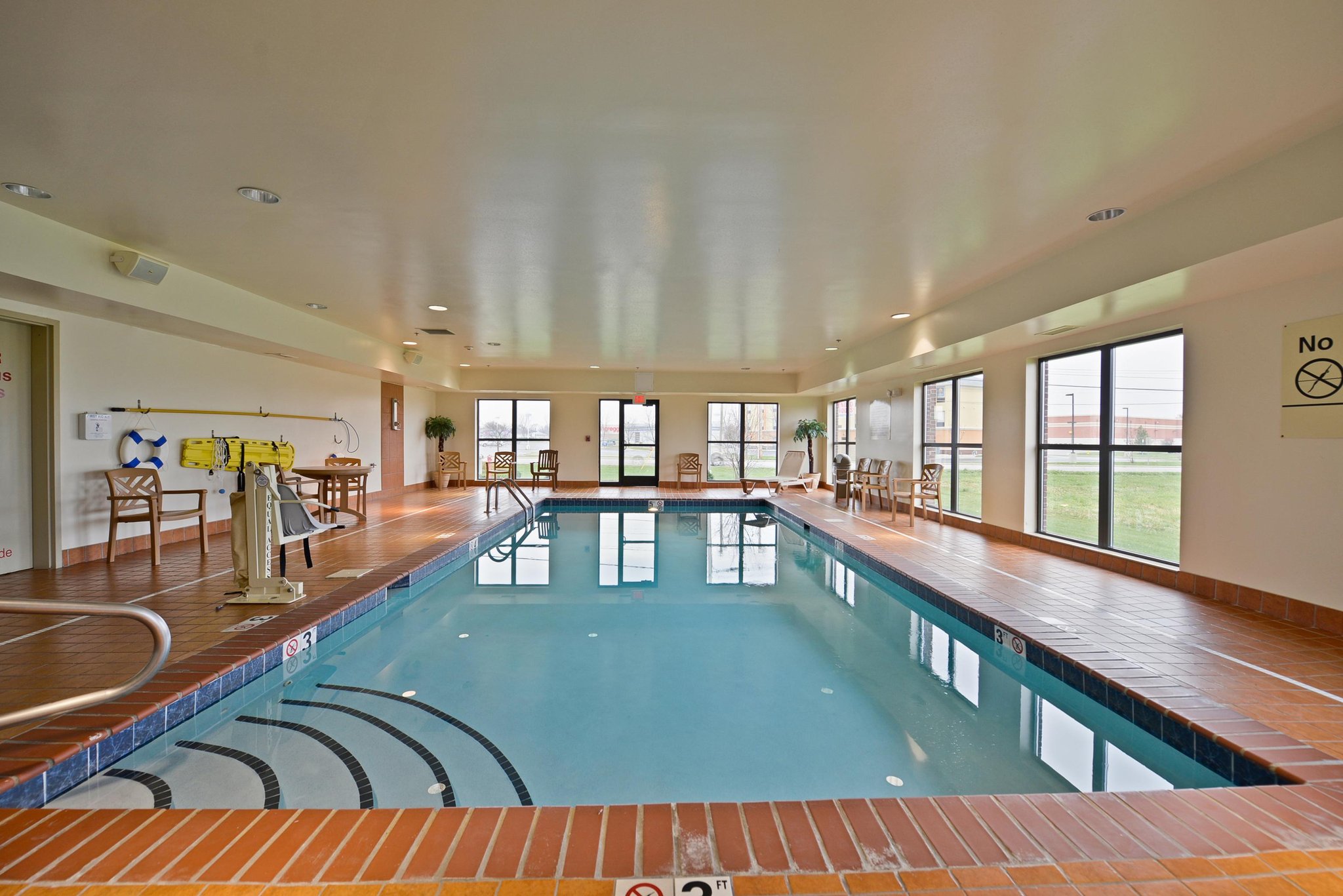 Hampton Inn & Suites Muncie Hampton Inn & Suites Muncie