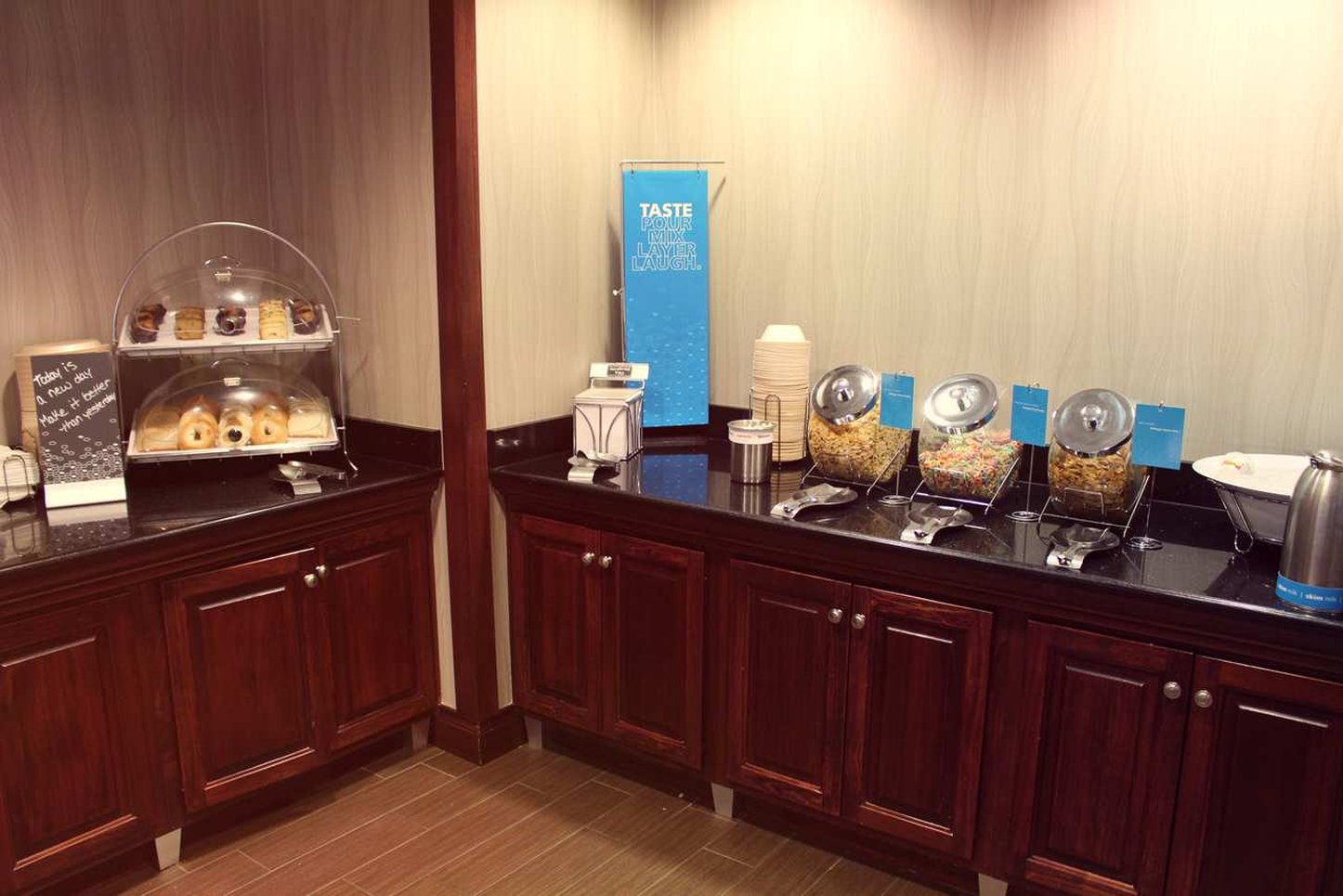 Hampton Inn & Suites Muncie Hampton Inn & Suites Muncie