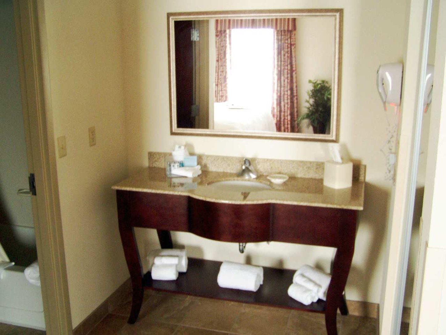 Hampton Inn & Suites Muncie Hampton Inn & Suites Muncie