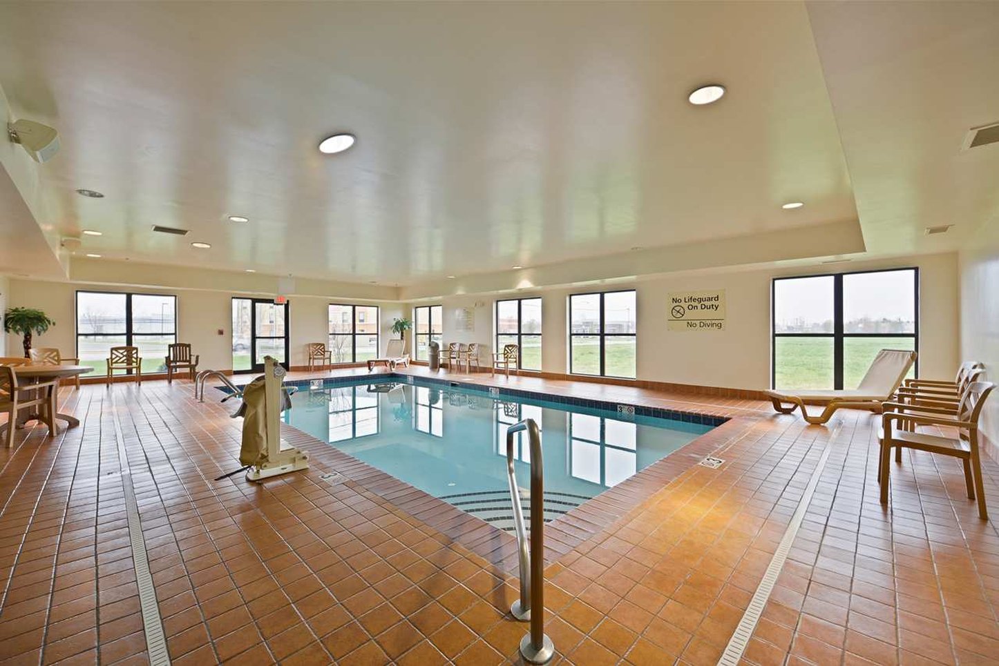 Hampton Inn & Suites Muncie Hampton Inn & Suites Muncie
