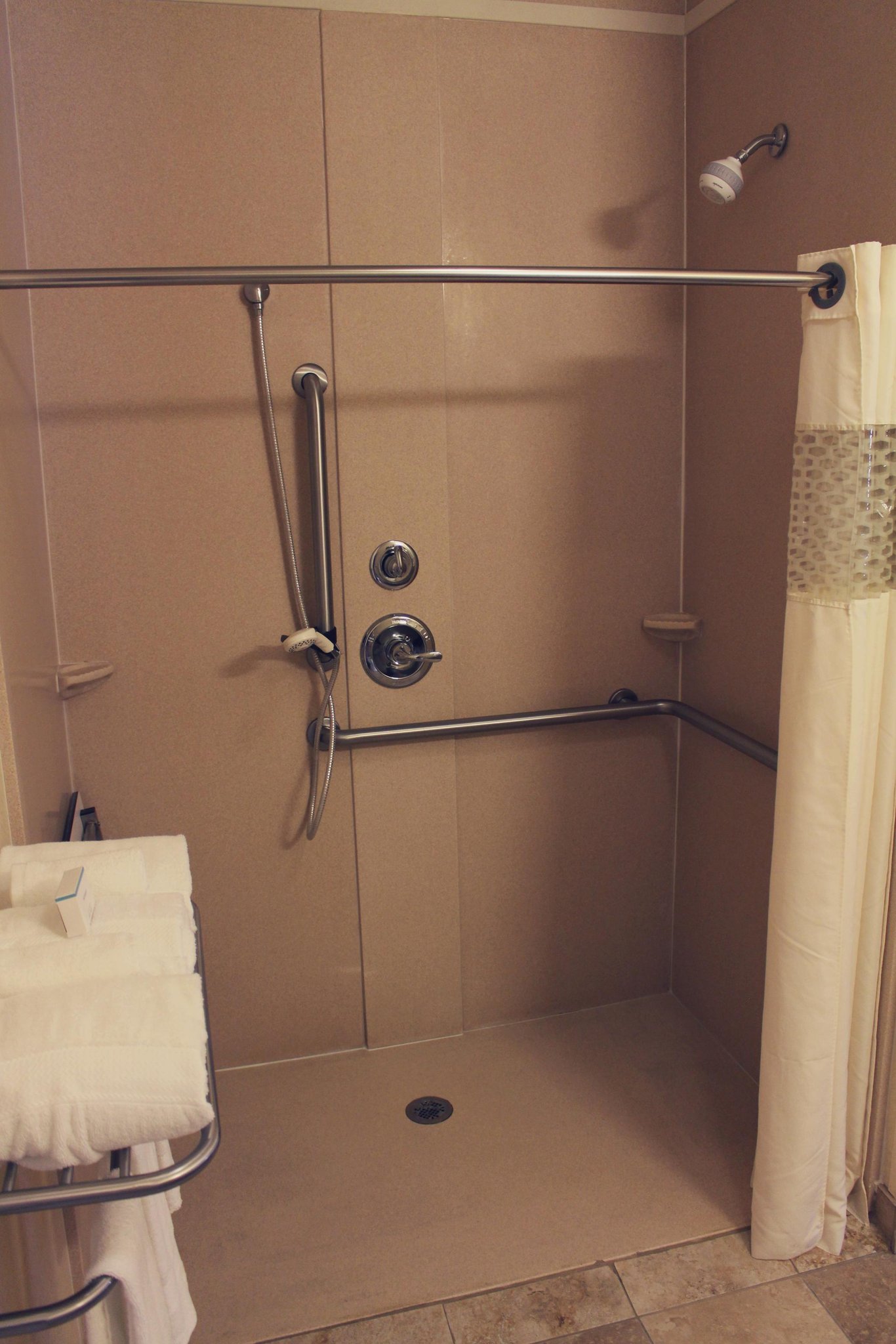 Hampton Inn & Suites Muncie Hampton Inn & Suites Muncie