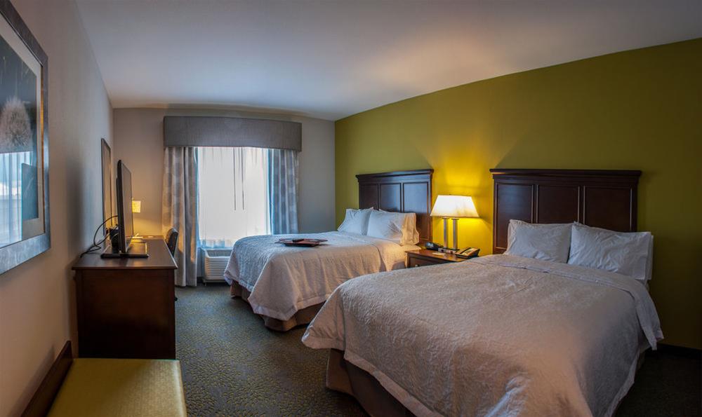 Hampton Inn & Suites Mishawaka/South Bend at Heritage Square Hampton Inn & Suites Mishawaka/South Bend at Heritage Square