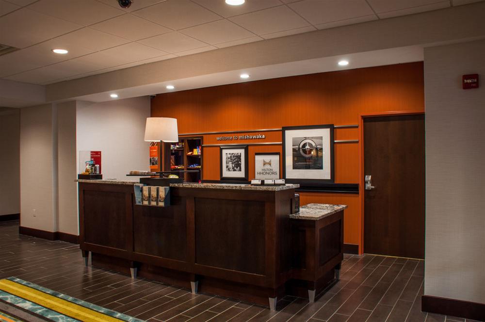 Hampton Inn & Suites Mishawaka/South Bend at Heritage Square Hampton Inn & Suites Mishawaka/South Bend at Heritage Square