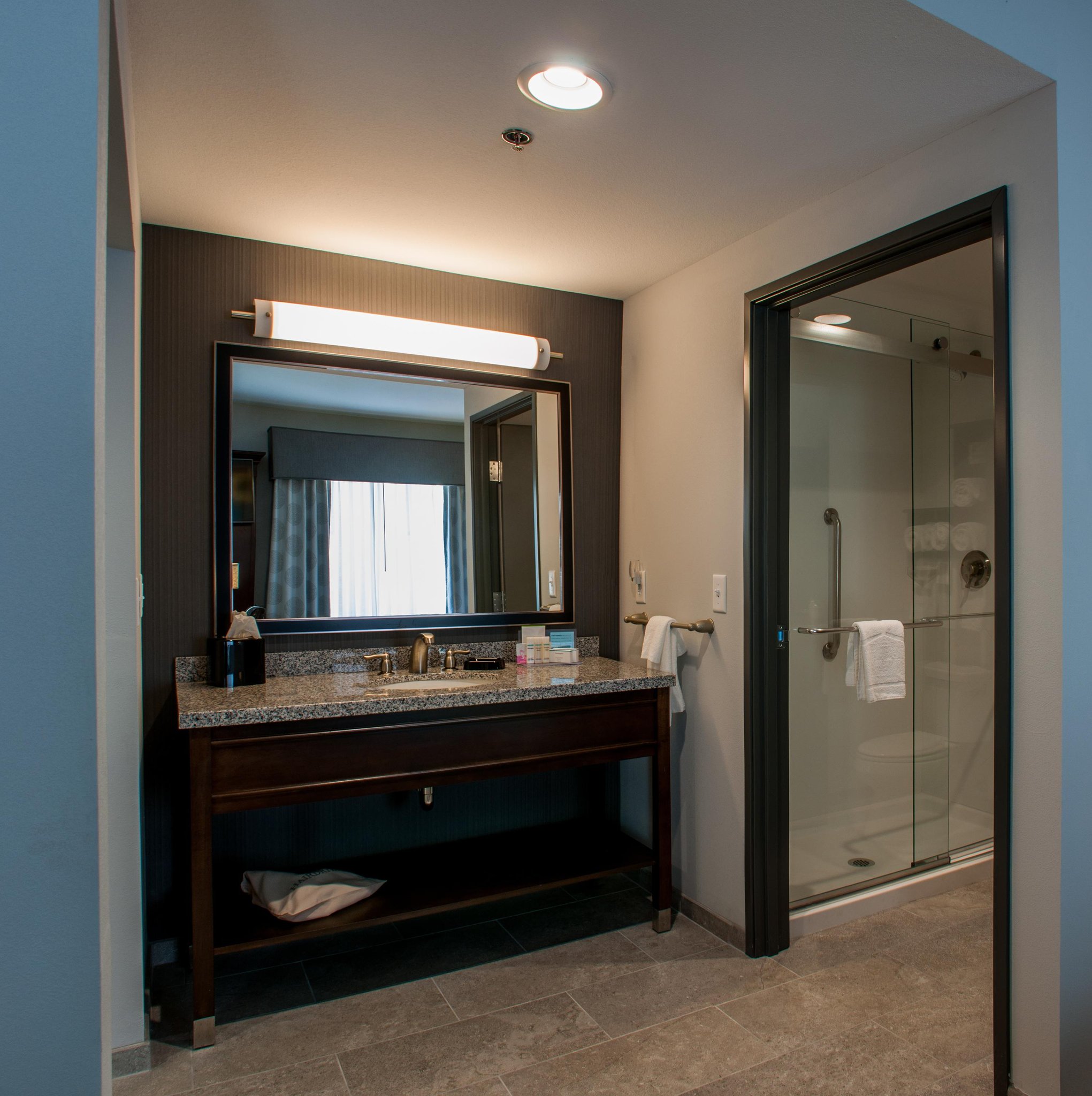 Hampton Inn & Suites Mishawaka/South Bend at Heritage Square Hampton Inn & Suites Mishawaka/South Bend at Heritage Square