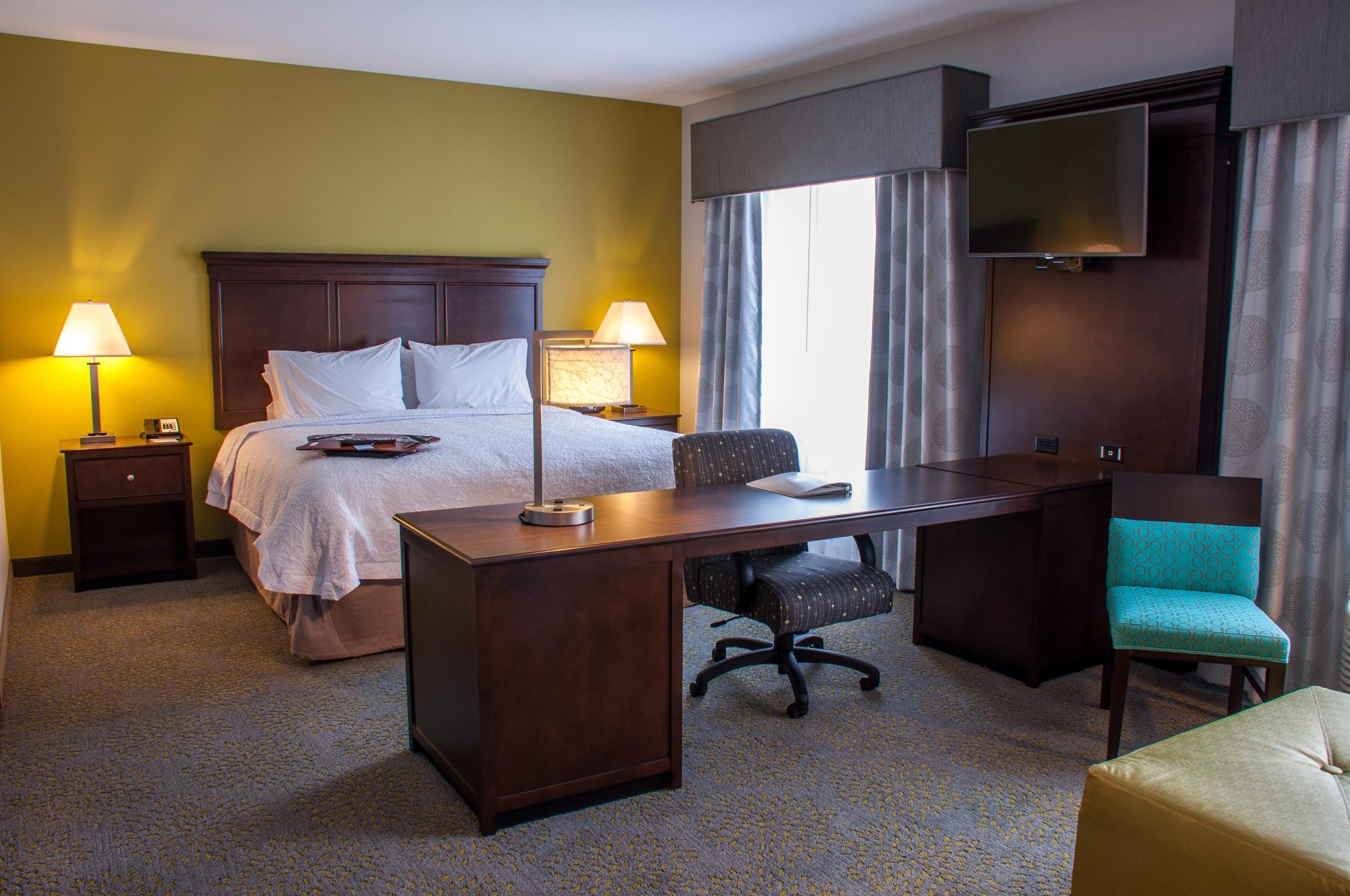 Hampton Inn & Suites Mishawaka/South Bend at Heritage Square Hampton Inn & Suites Mishawaka/South Bend at Heritage Square