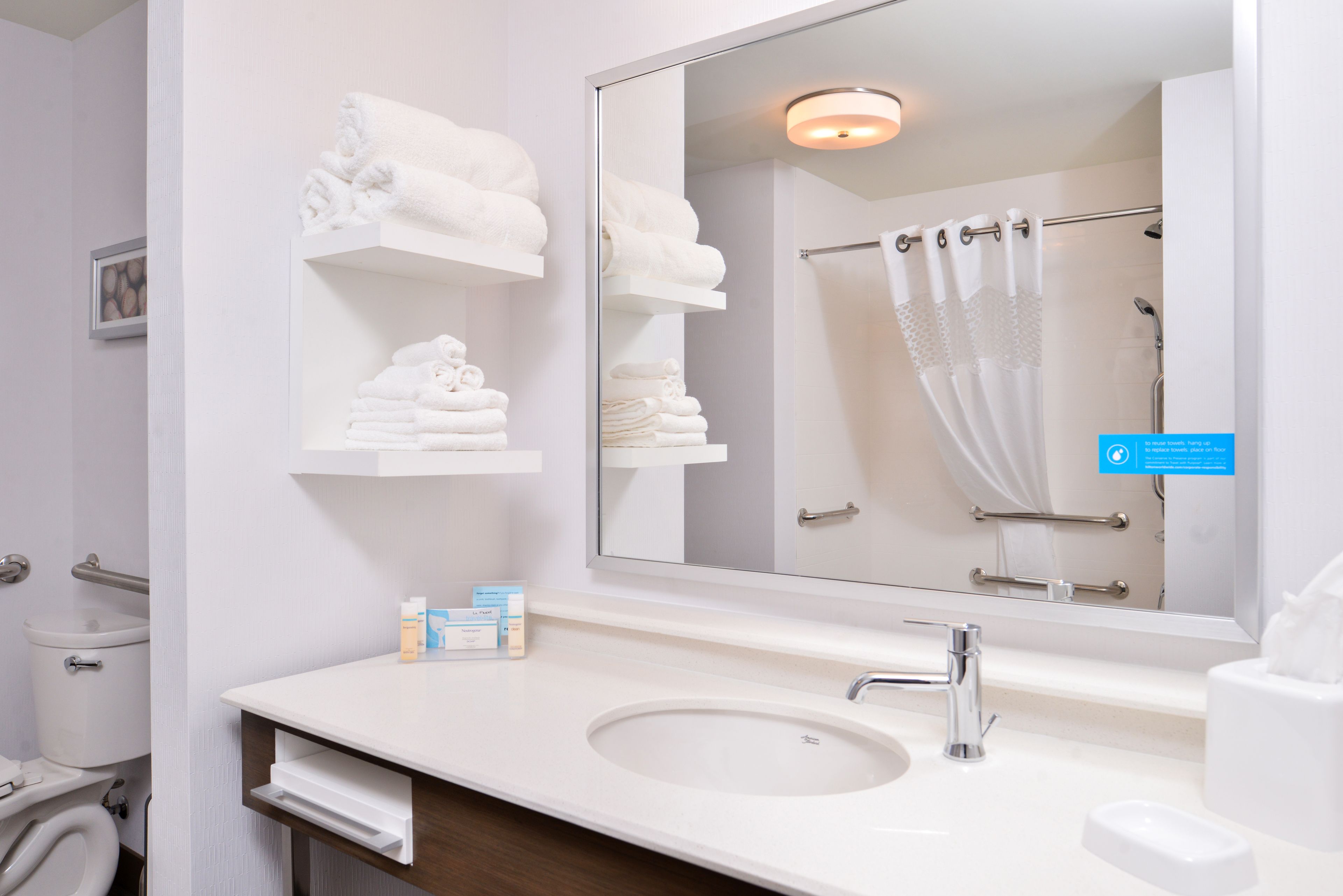 Hampton Inn Omaha Airport Hampton Inn Omaha Airport