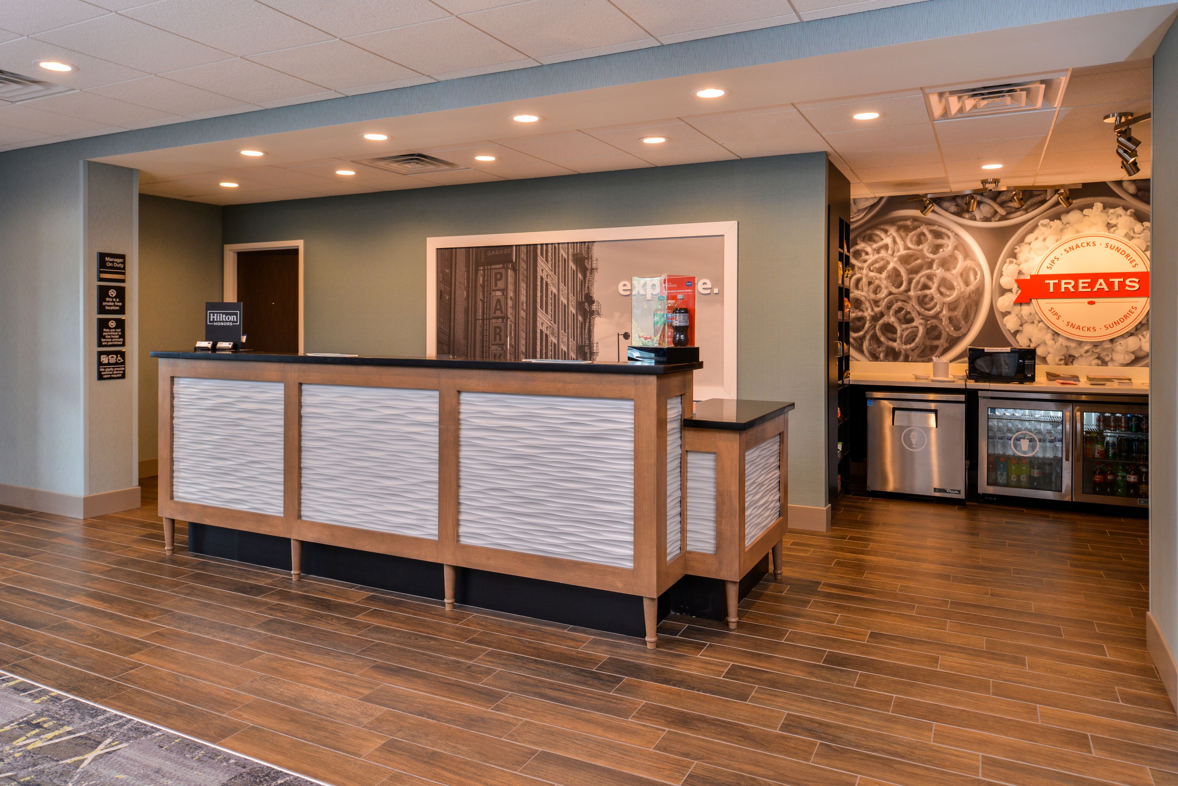 Hampton Inn Omaha Airport Hampton Inn Omaha Airport