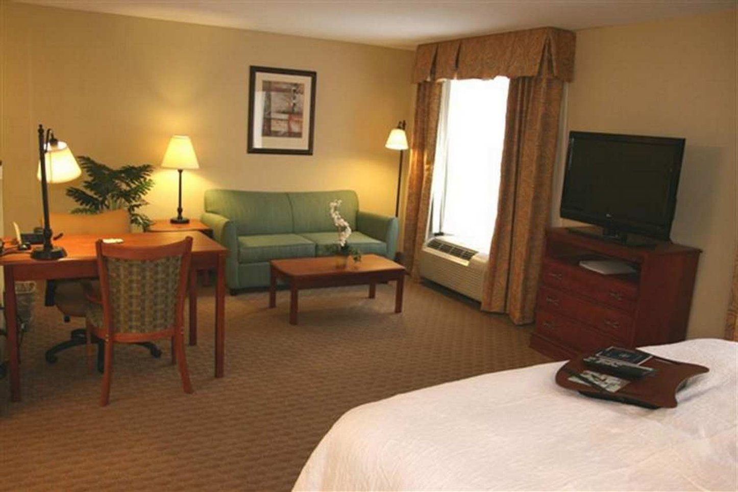 Hampton Inn & Suites Cedar Rapids Hampton Inn & Suites Cedar Rapids