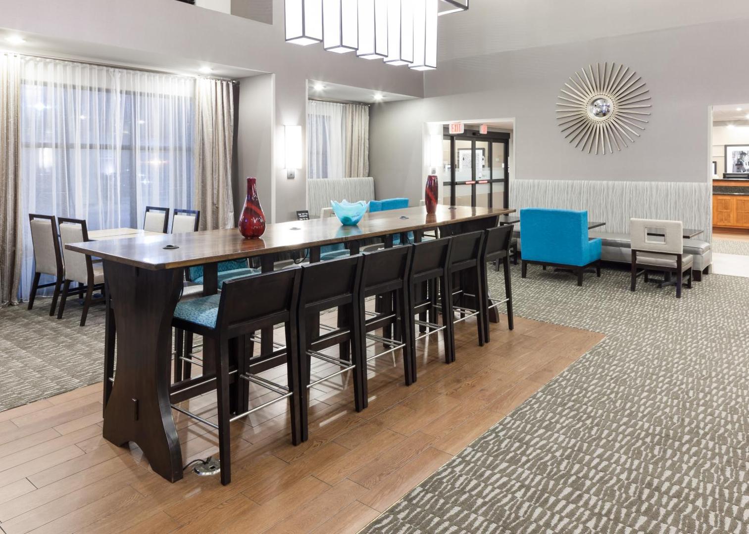 Hampton Inn & Suites Cedar Rapids Hampton Inn & Suites Cedar Rapids