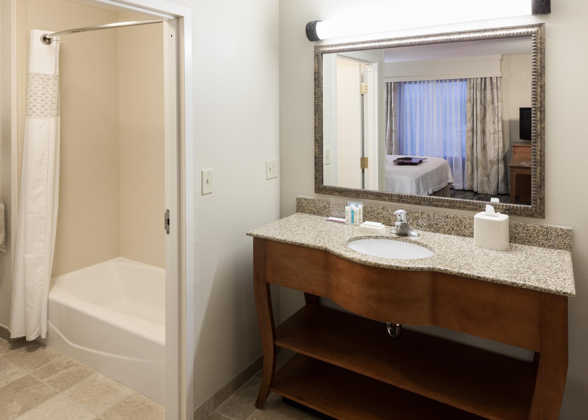 Hampton Inn & Suites Davenport Hampton Inn & Suites Davenport