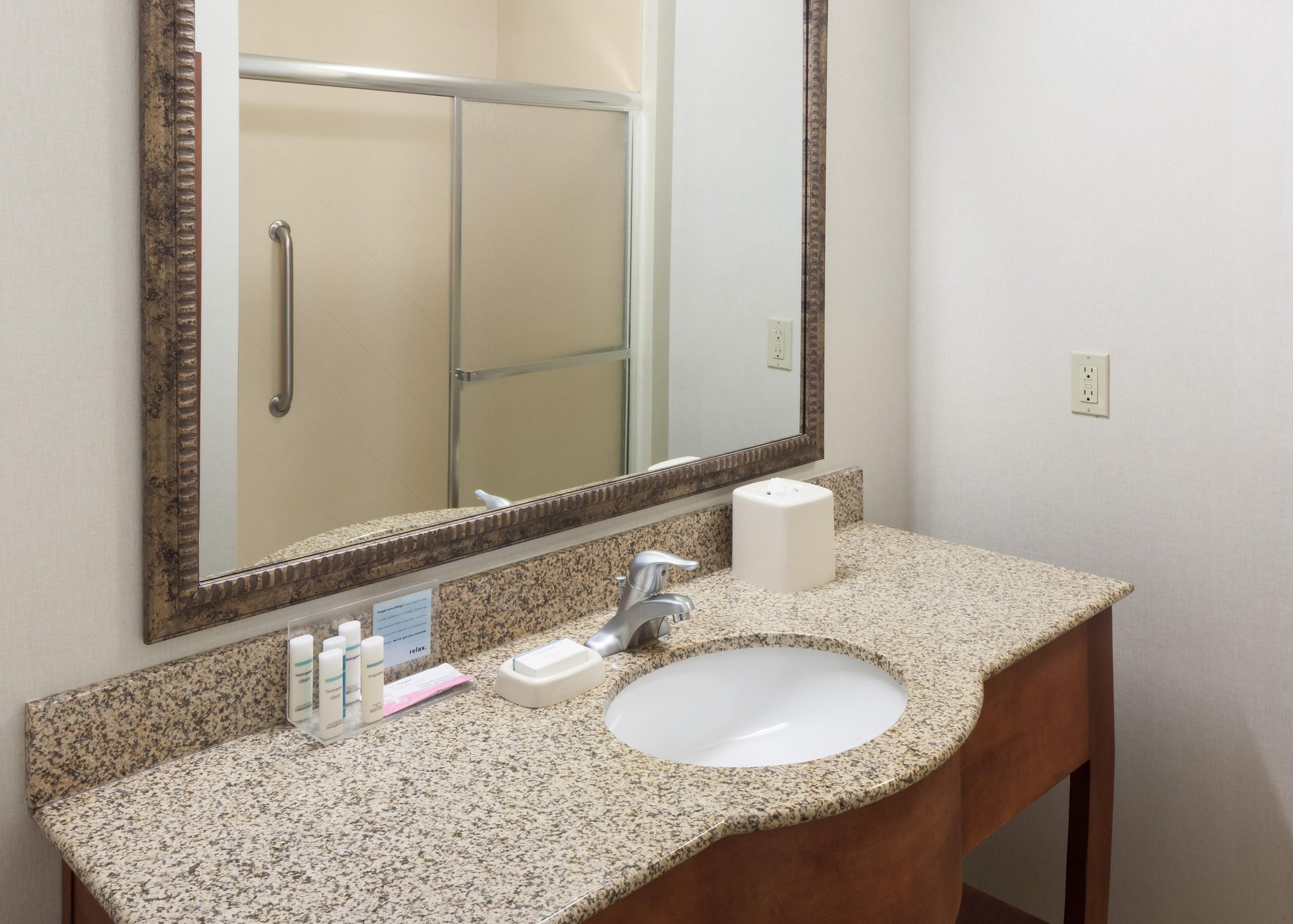 Hampton Inn & Suites Davenport Hampton Inn & Suites Davenport