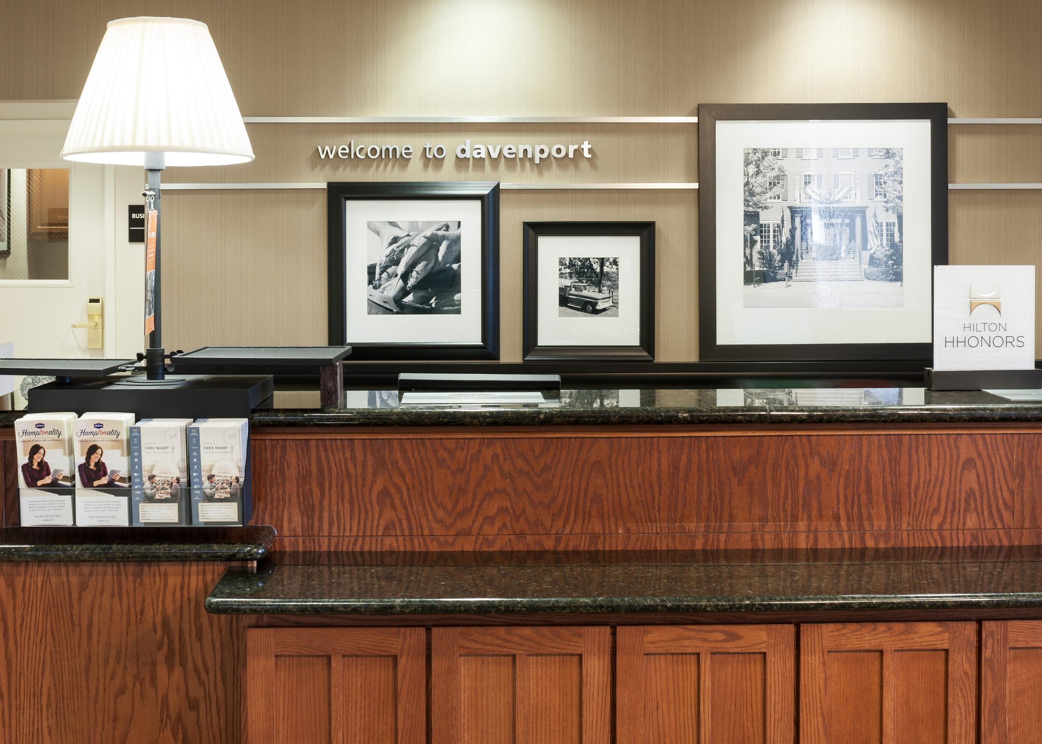 Hampton Inn & Suites Davenport Hampton Inn & Suites Davenport