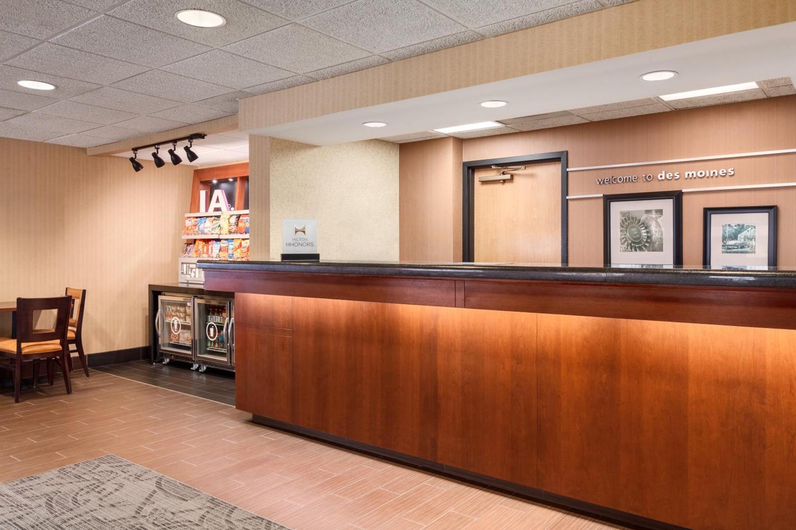 Hampton Inn Des Moines Airport Hampton Inn Des Moines Airport