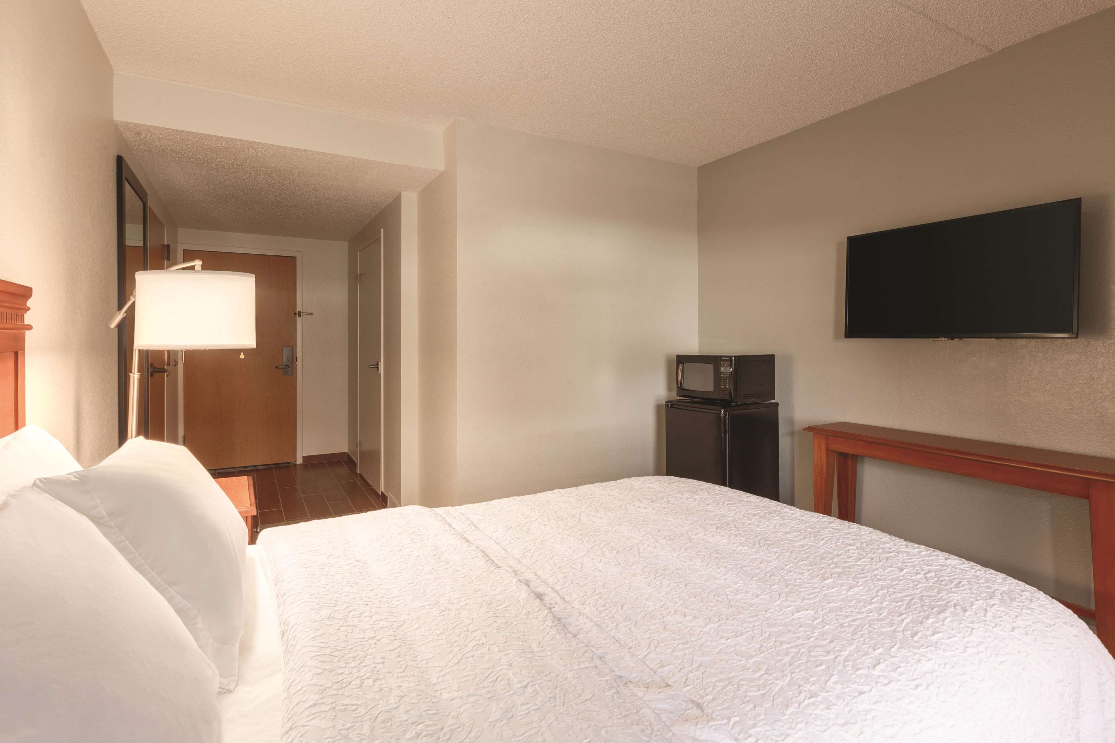 Hampton Inn Des Moines Airport Hampton Inn Des Moines Airport