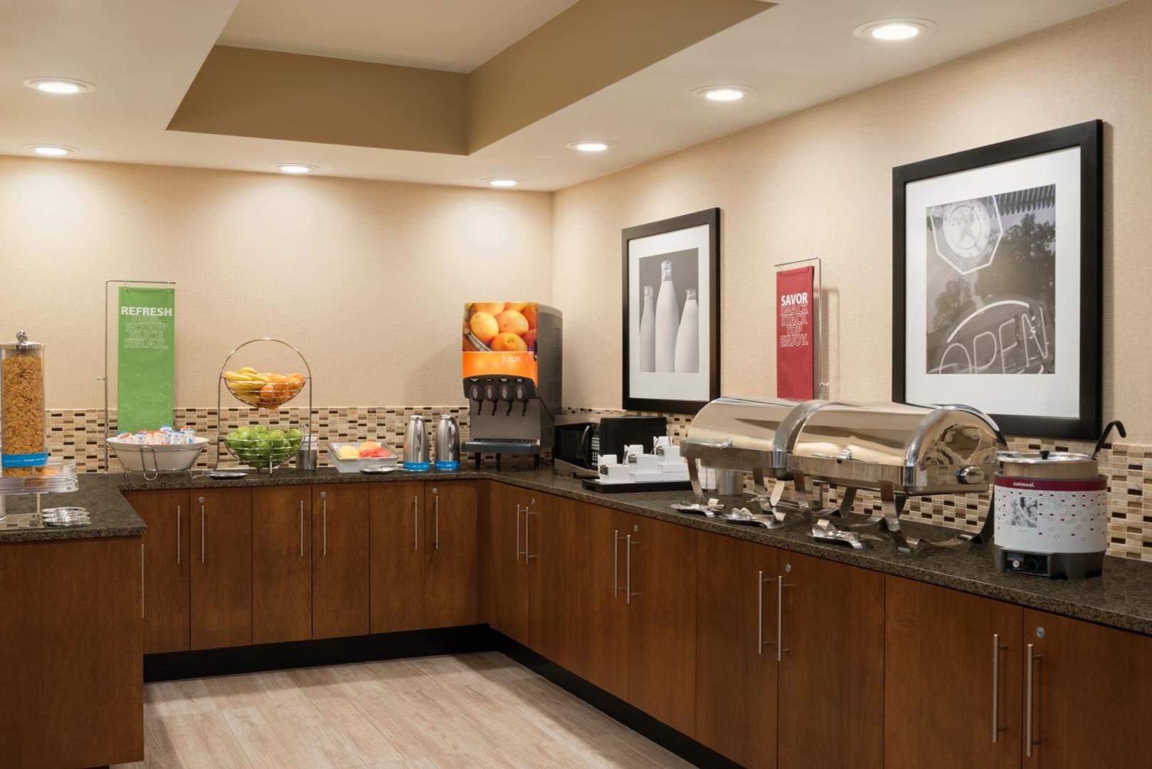 Hampton Inn Des Moines West Hampton Inn Des Moines West