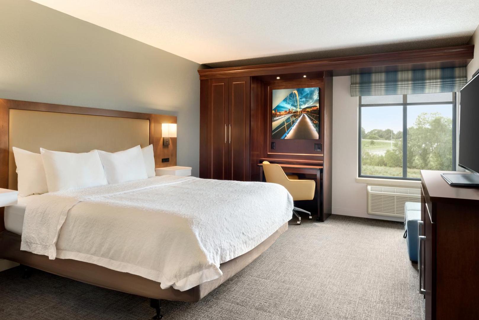 Hampton Inn Des Moines West Hampton Inn Des Moines West