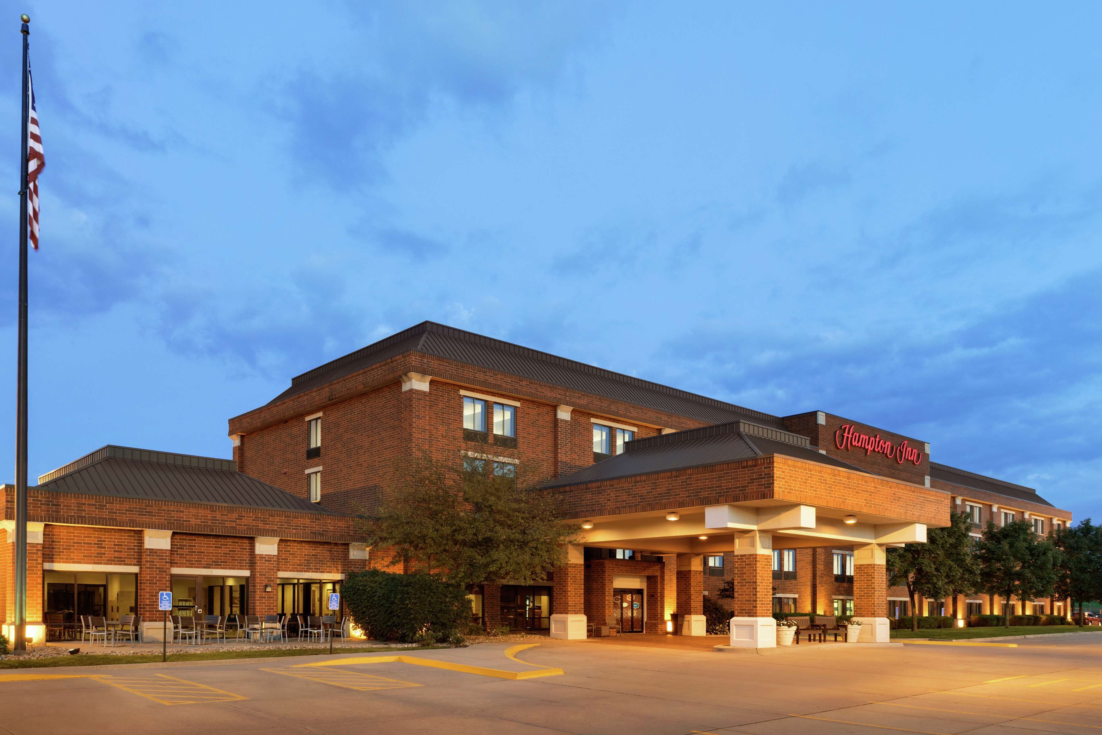 Hampton Inn Des Moines West Hampton Inn Des Moines West