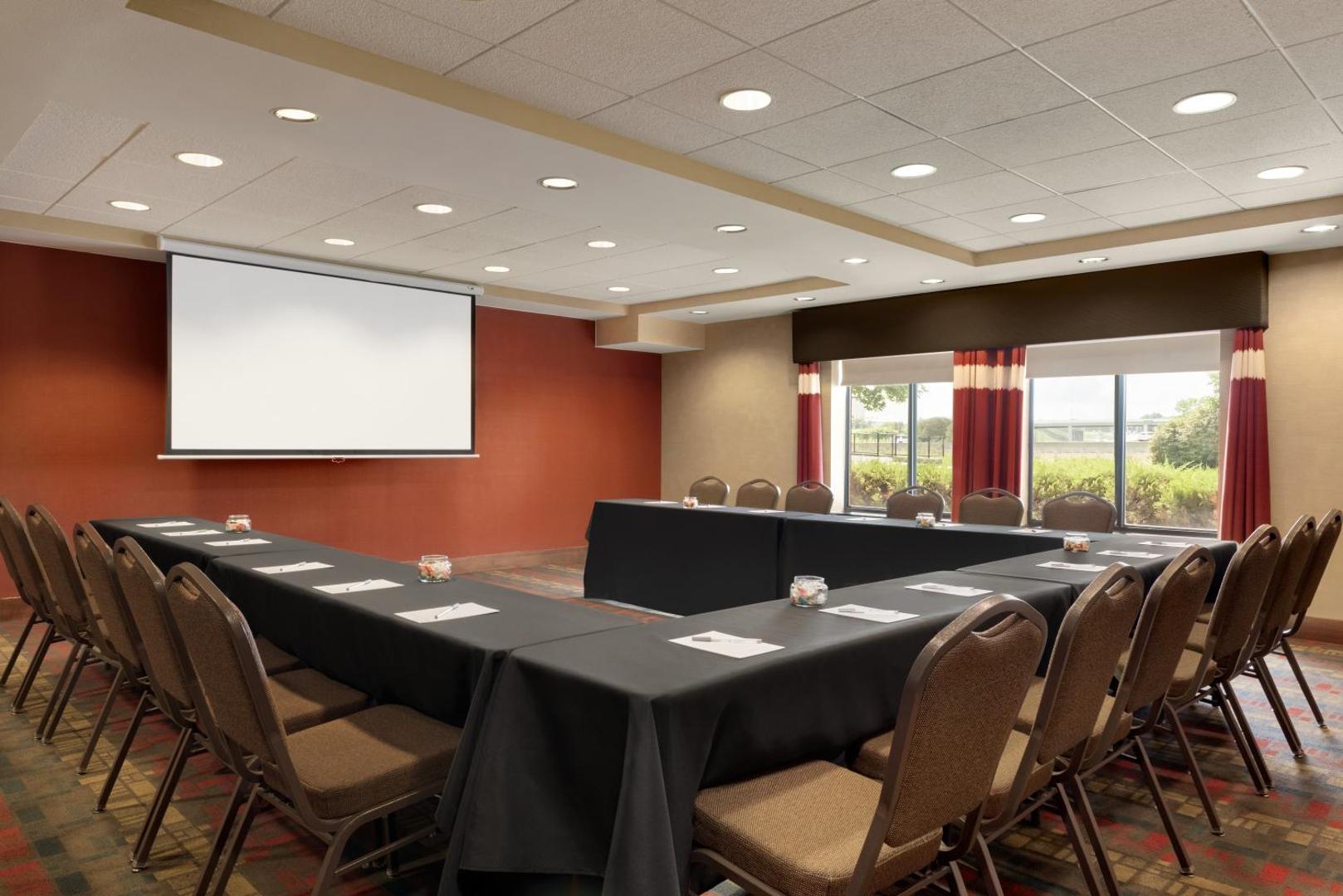 Hampton Inn Des Moines West Hampton Inn Des Moines West