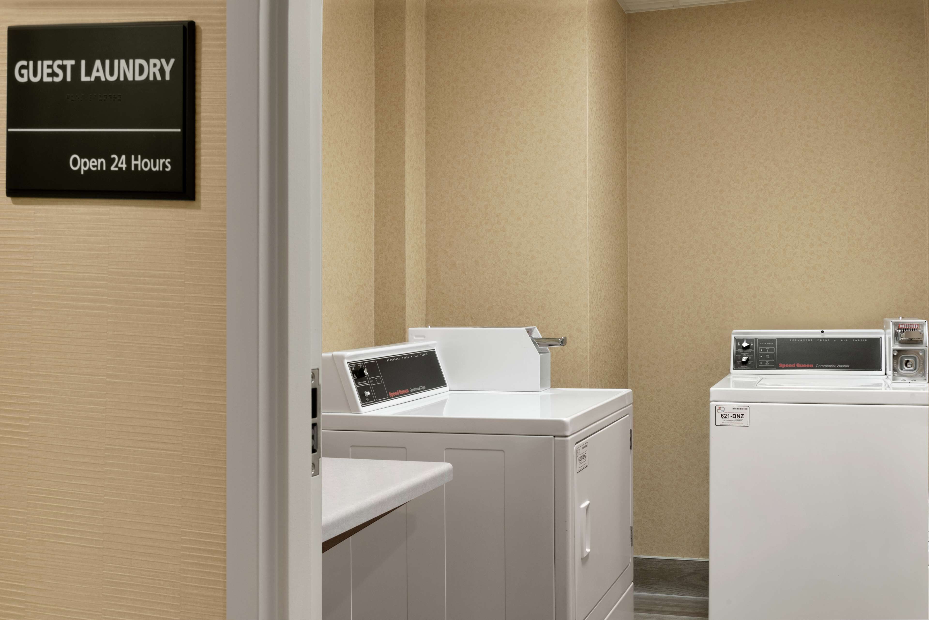 Hampton Inn Des Moines West Hampton Inn Des Moines West