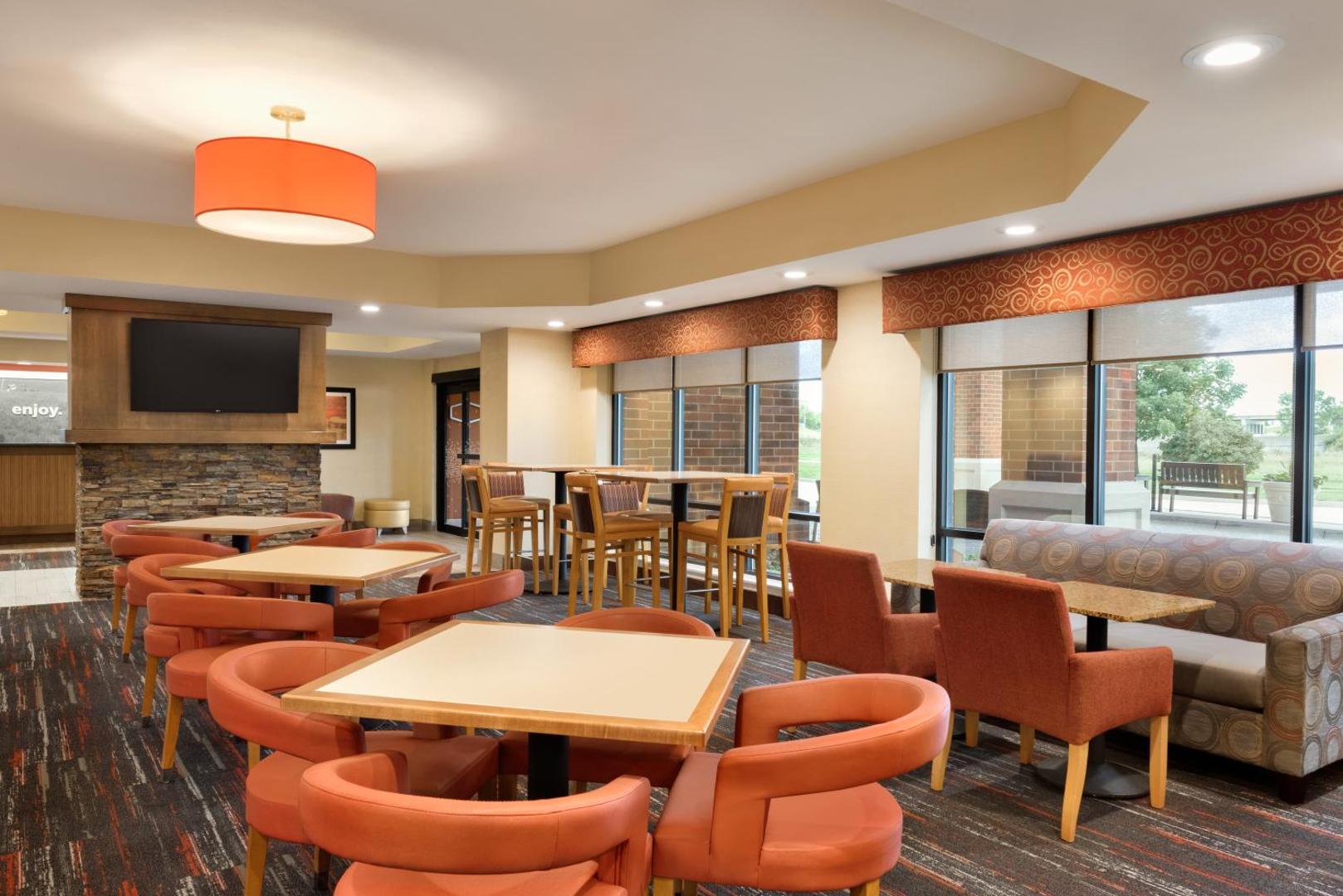 Hampton Inn Des Moines West Hampton Inn Des Moines West